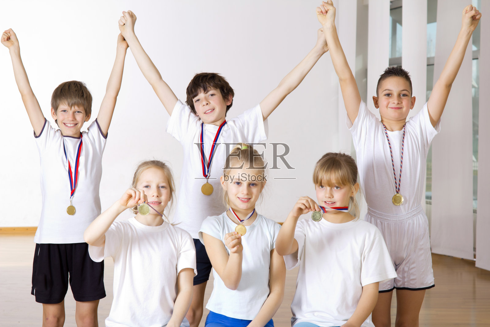 我们是冠军!照片摄影图片