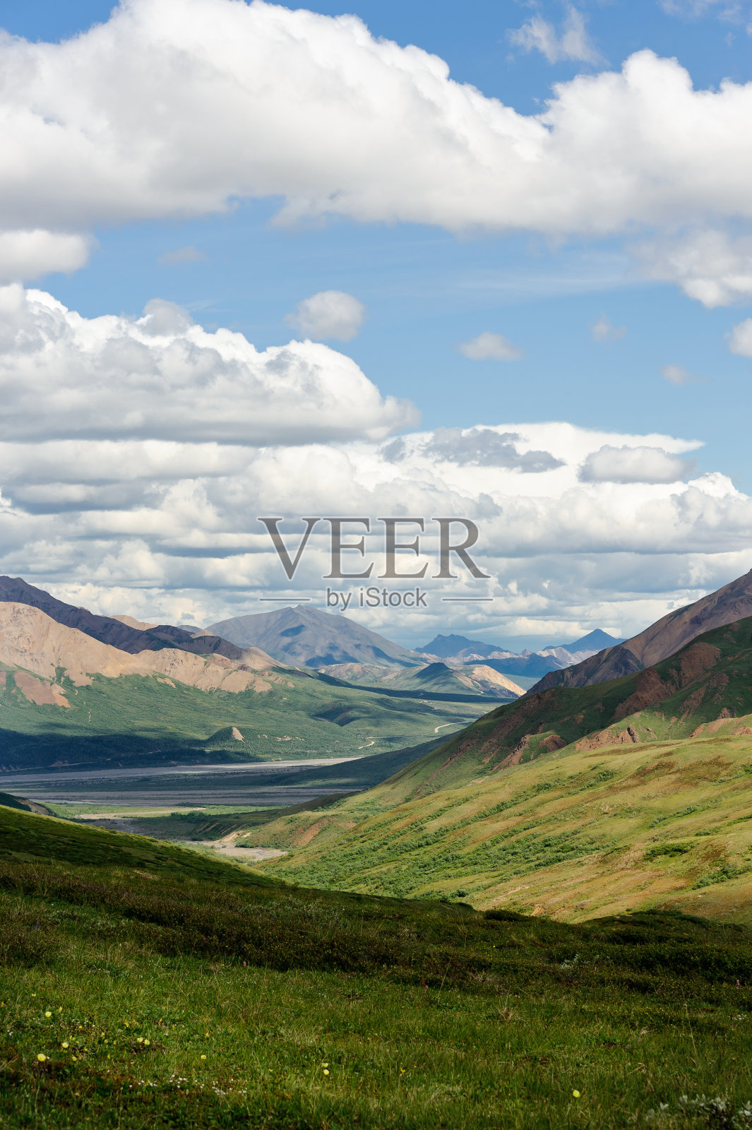 德纳里峰的角度来看照片摄影图片