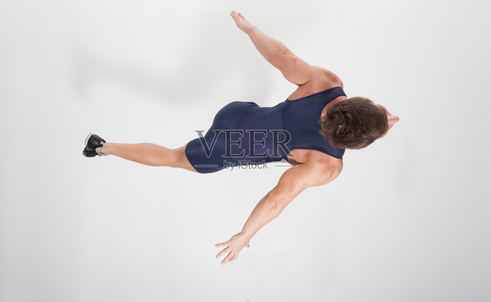 运动员在跑步照片摄影图片