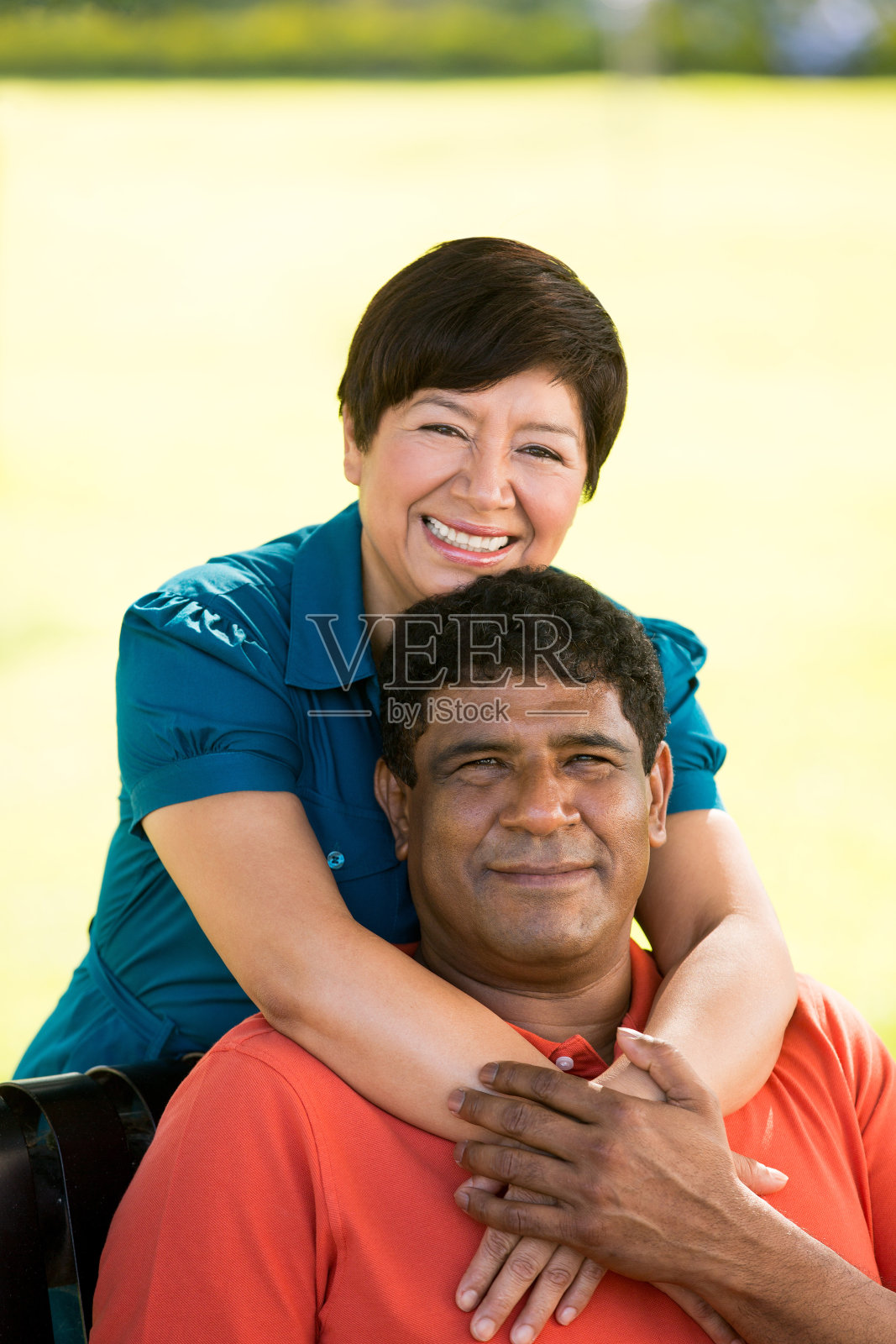 爱成熟的情侣照片摄影图片