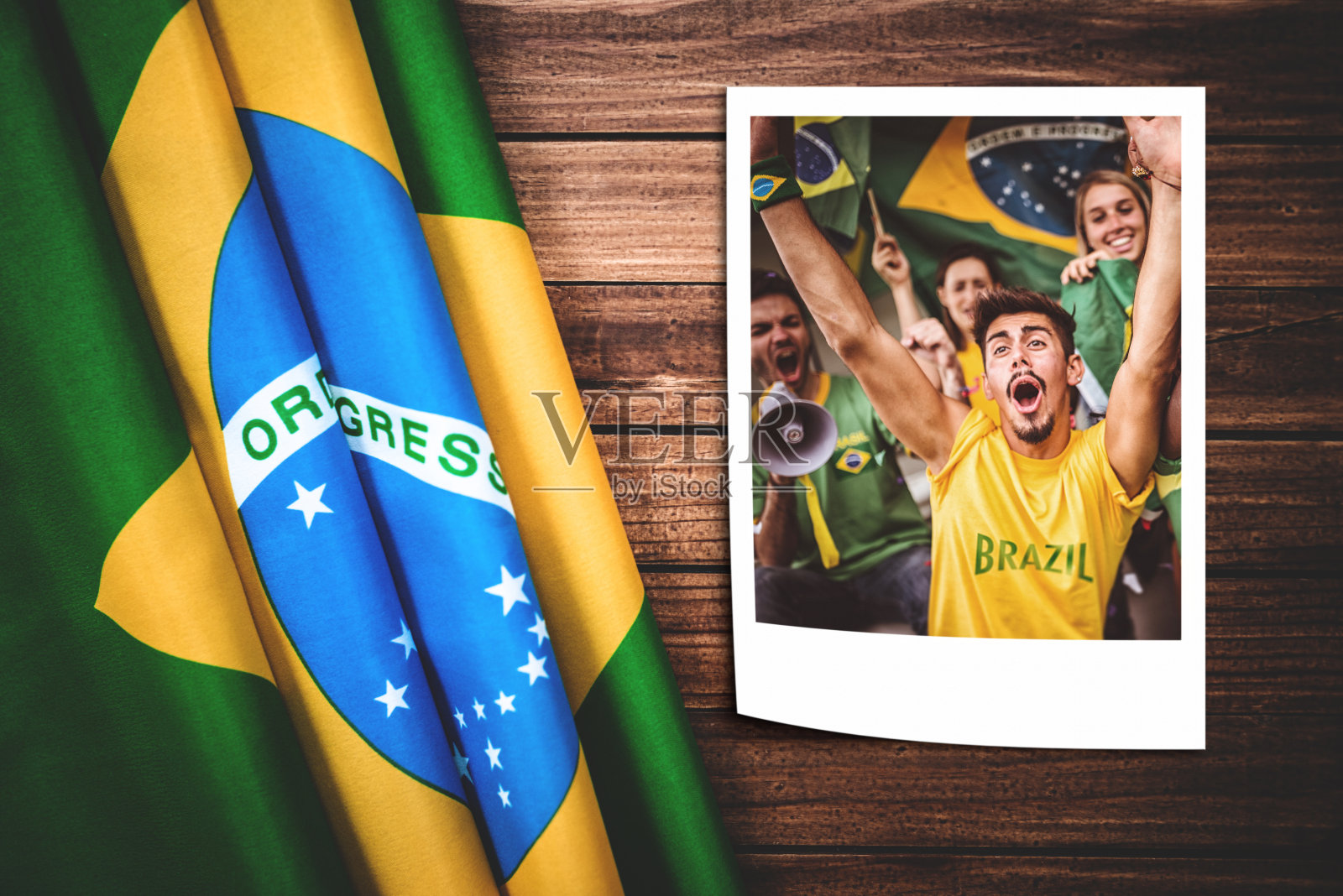 巴西国旗和明信片照片摄影图片