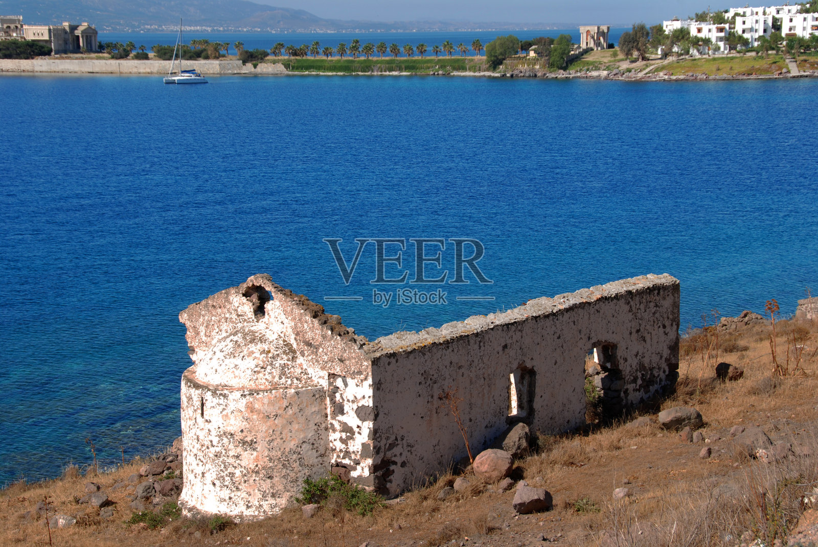 毁坏的房子照片摄影图片