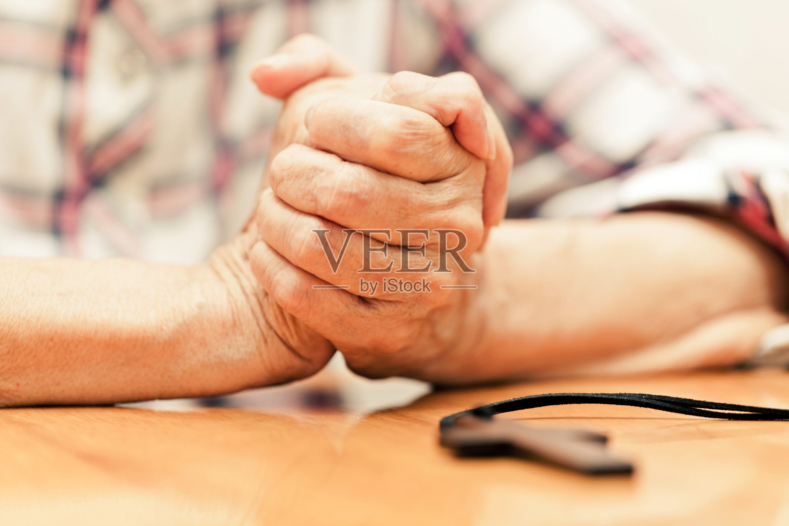 祈祷照片摄影图片