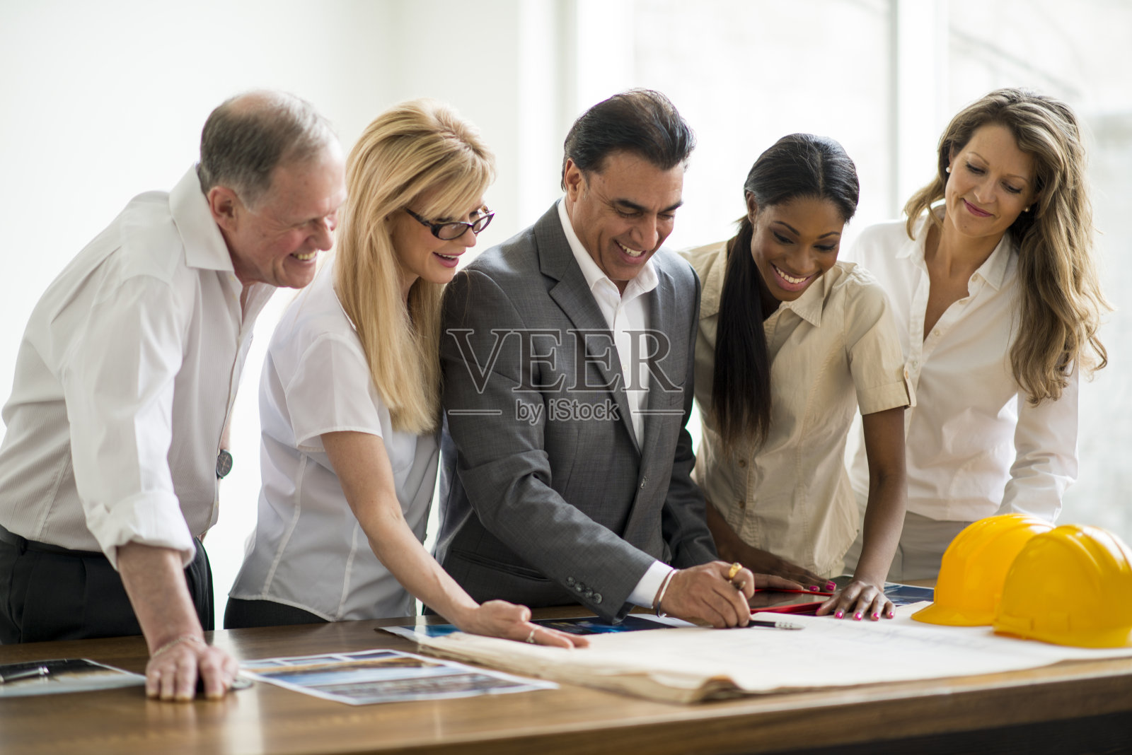 商务人士群体照片摄影图片