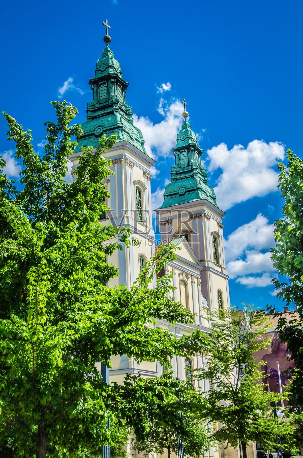 教堂在布达佩斯照片摄影图片