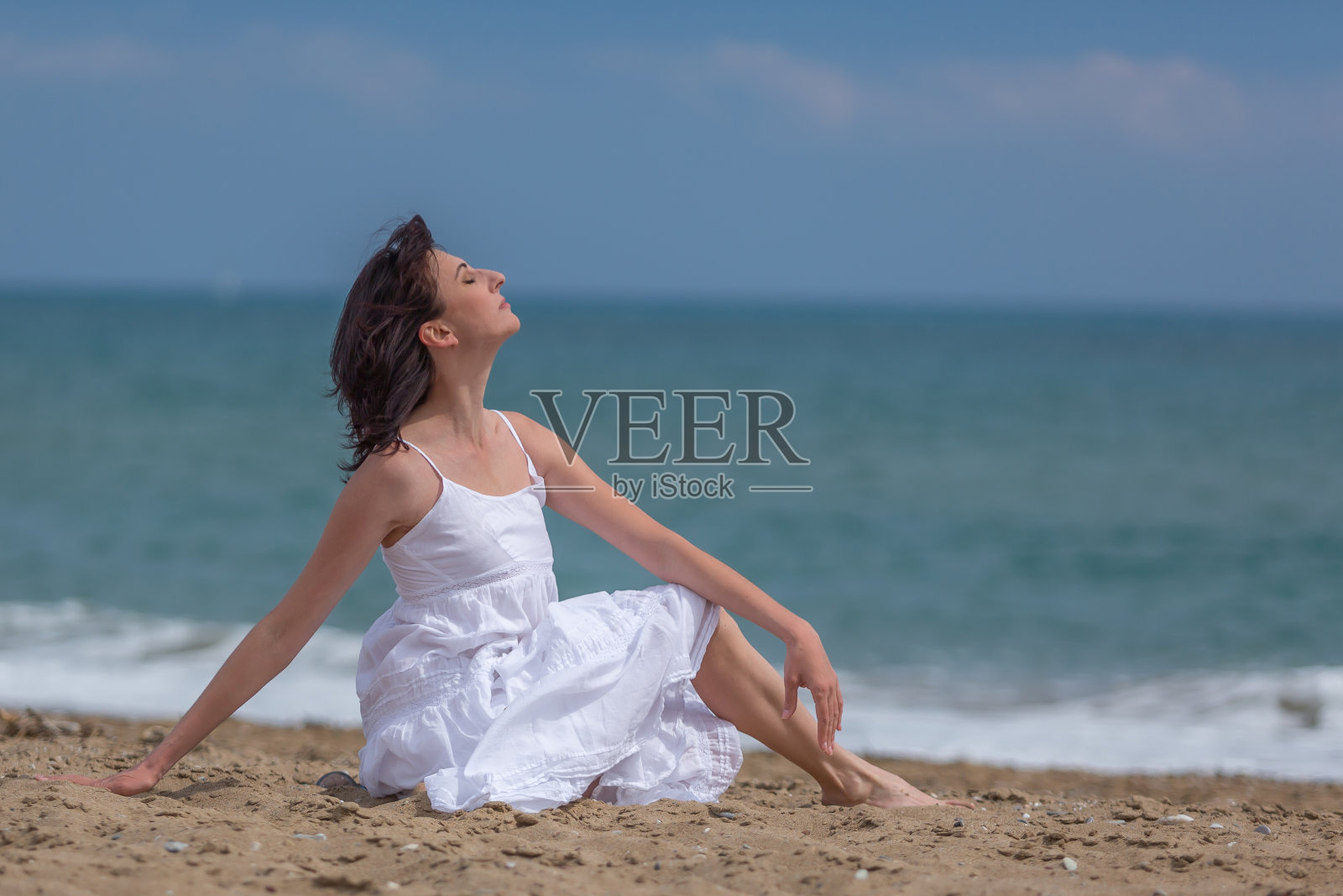 沙滩冥想照片摄影图片