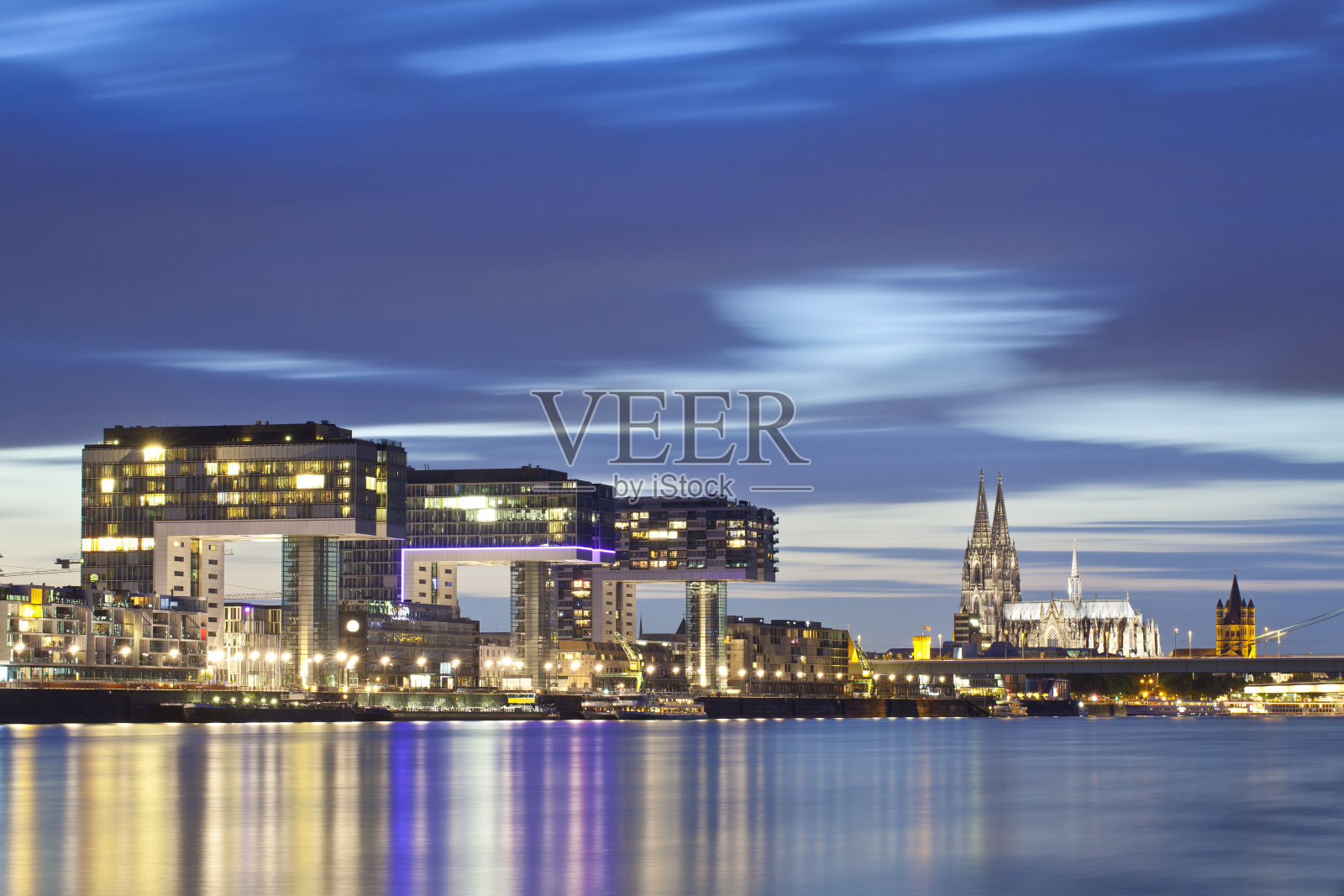 科隆大教堂之夜照片摄影图片