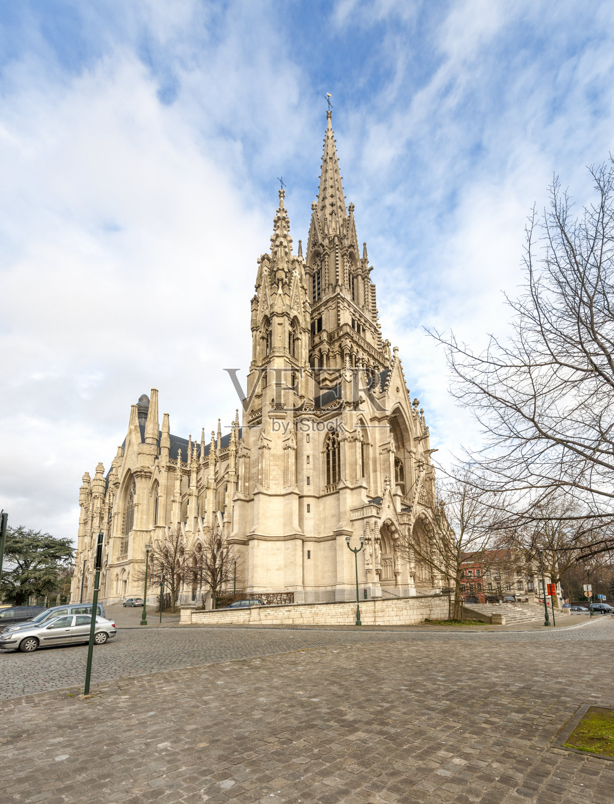 位于比利时布鲁塞尔的圣母院照片摄影图片
