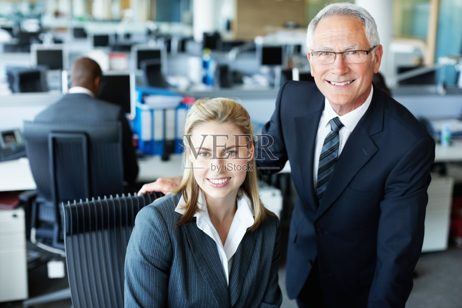 优雅的商务人士照片摄影图片