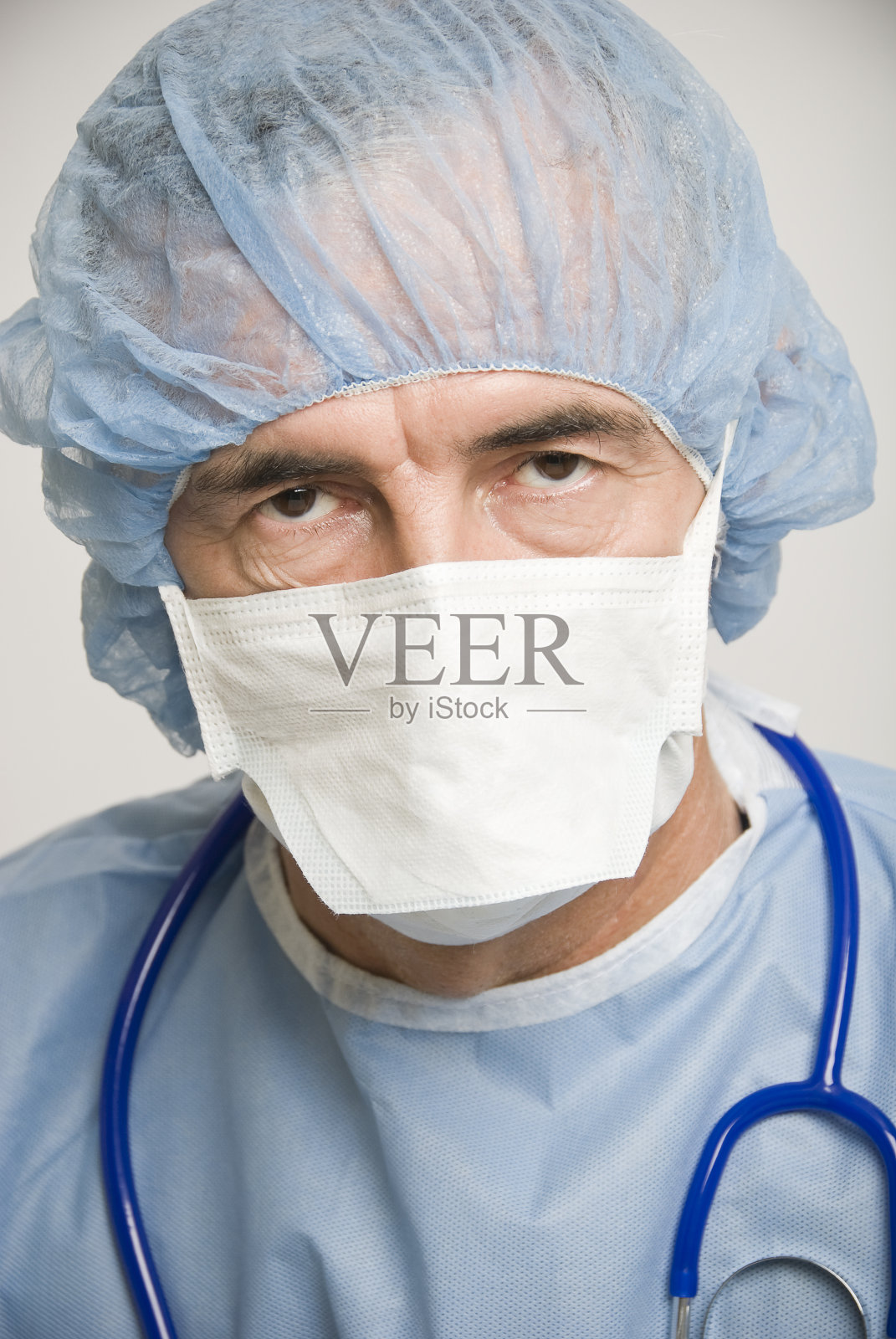 累的外科医生照片摄影图片