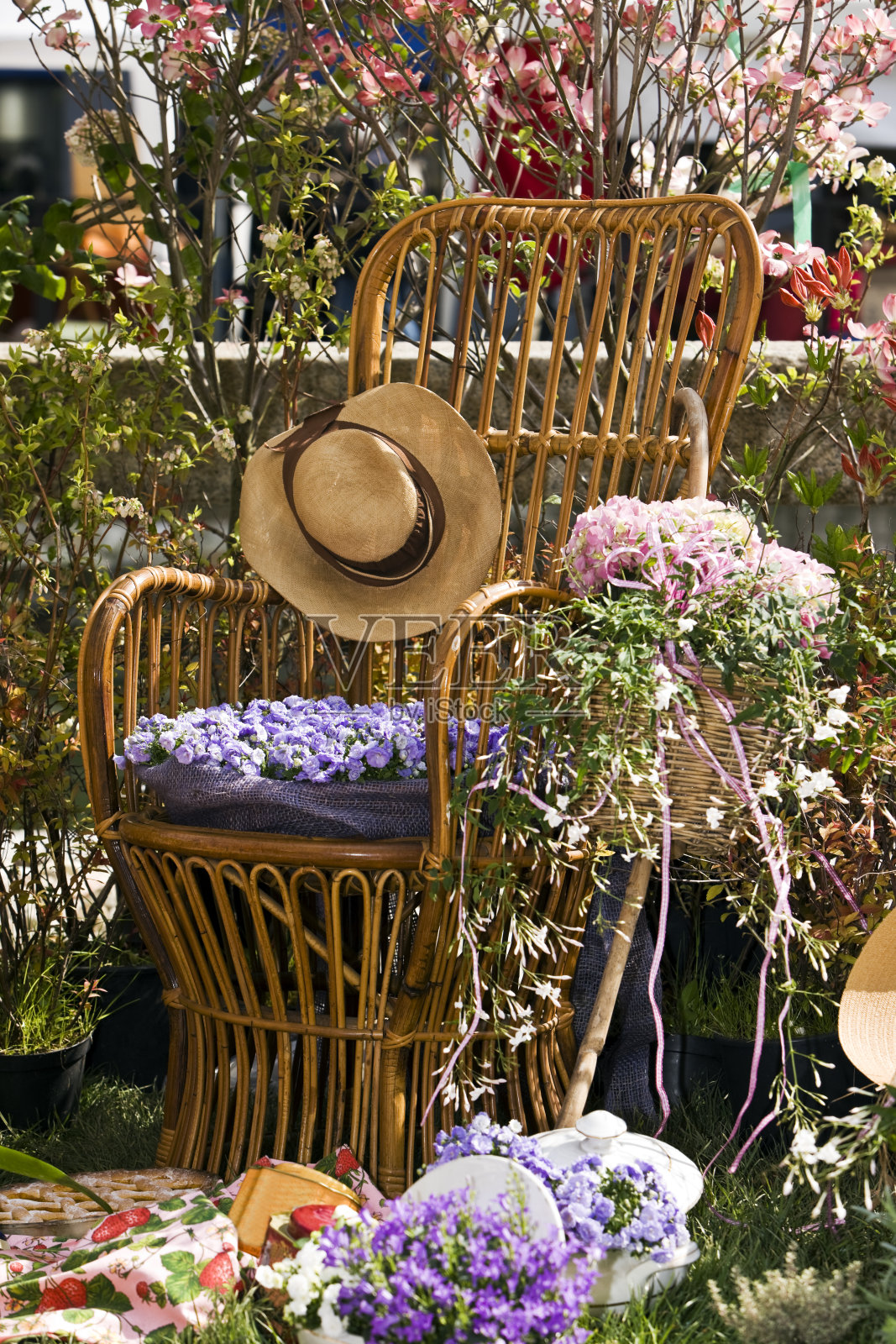 稻草帽子照片摄影图片