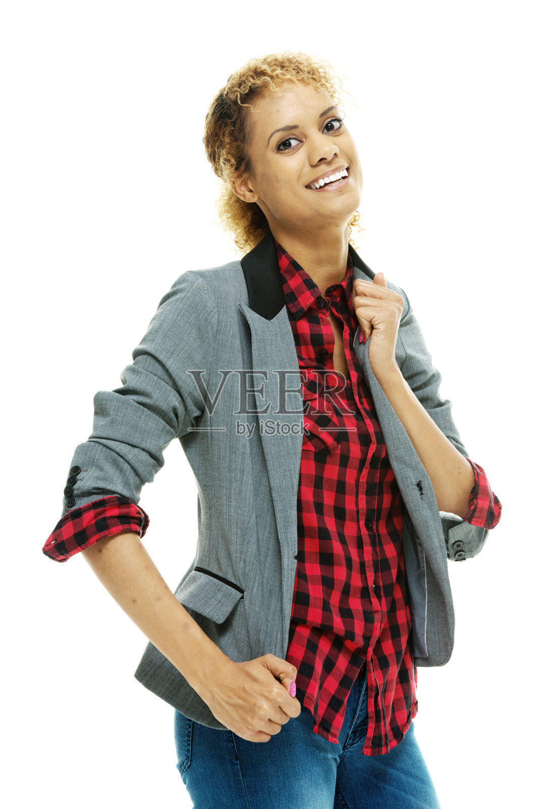 穿着运动夹克的快乐女人照片摄影图片