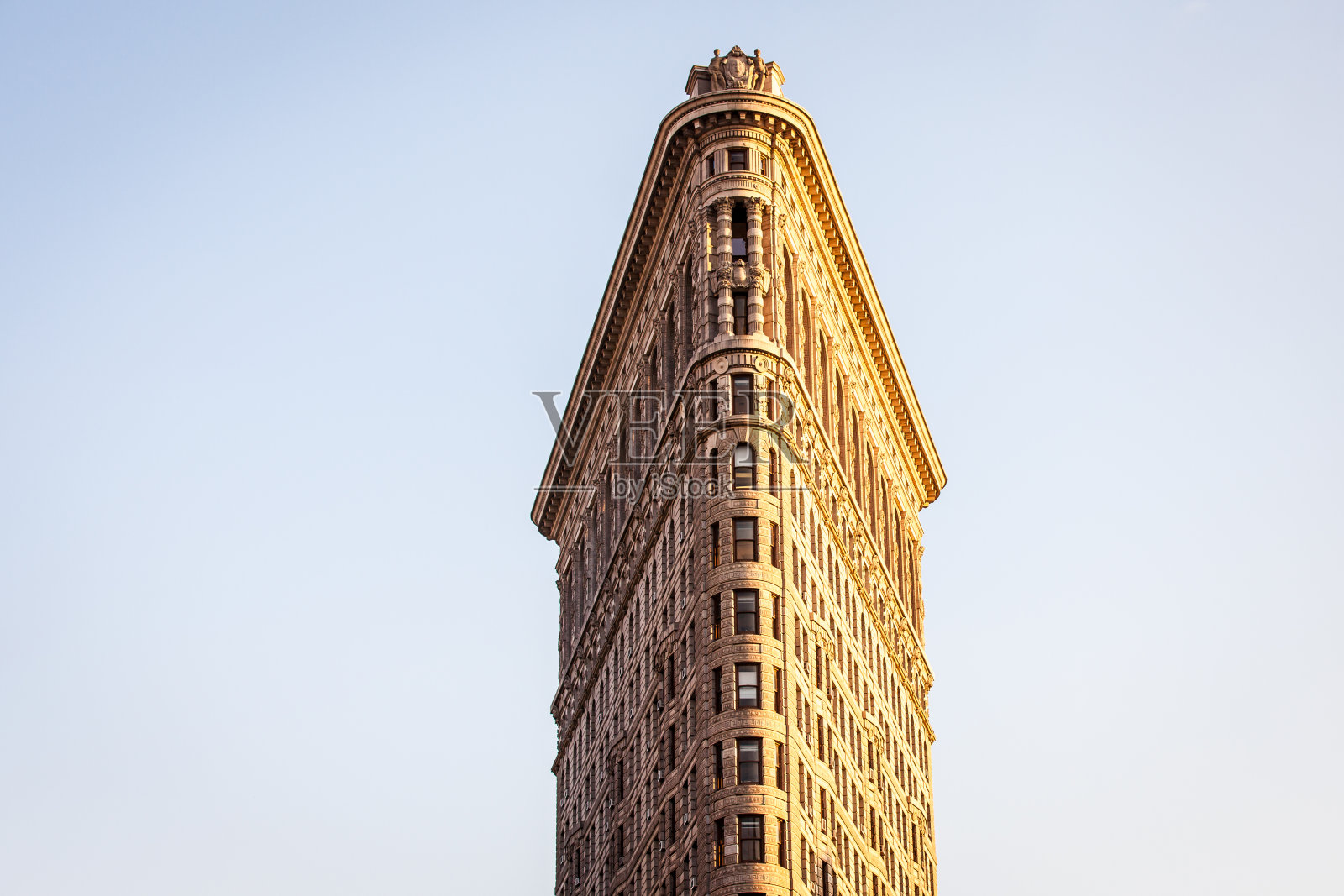 的熨斗大厦照片摄影图片