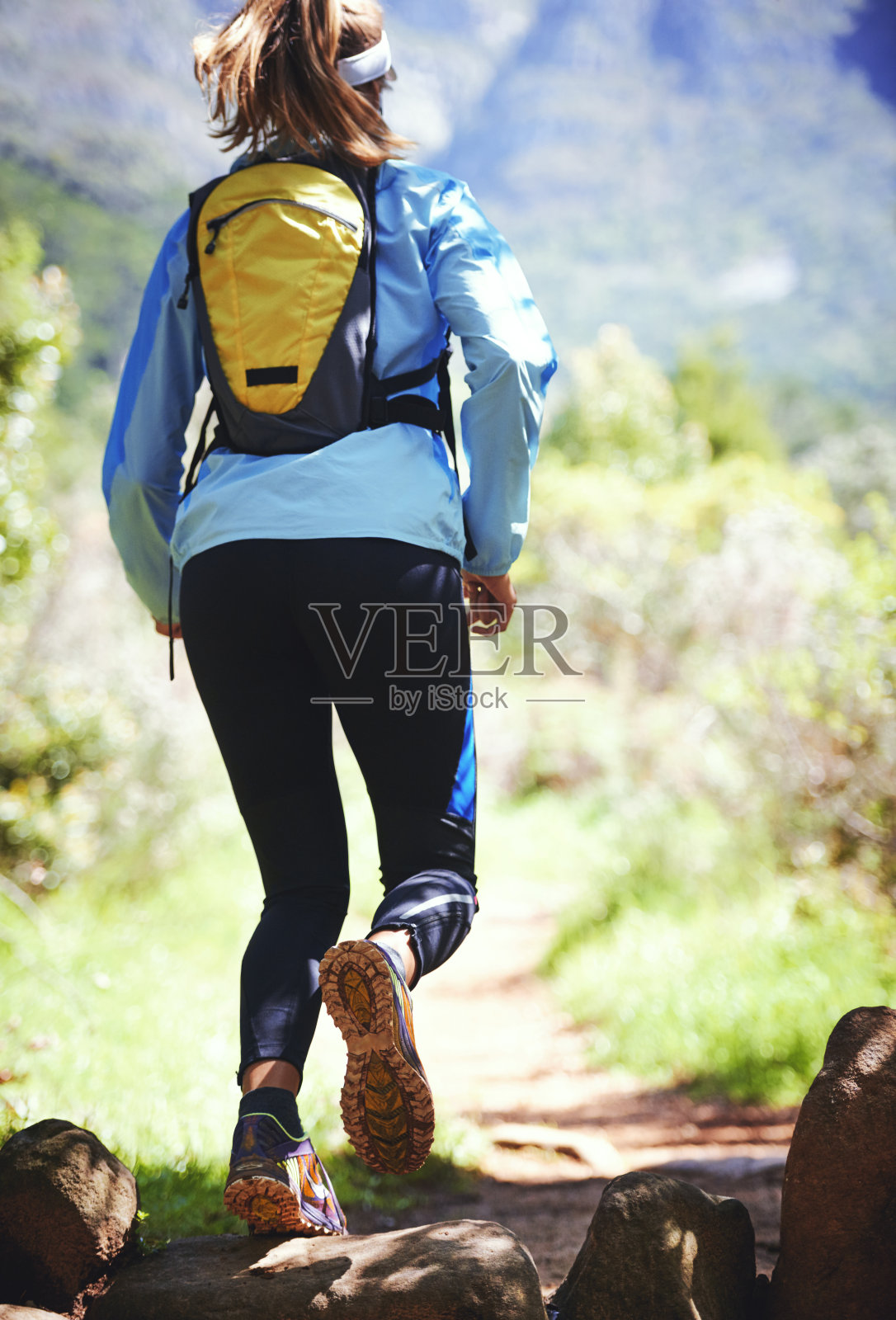 把距离抛在脑后照片摄影图片