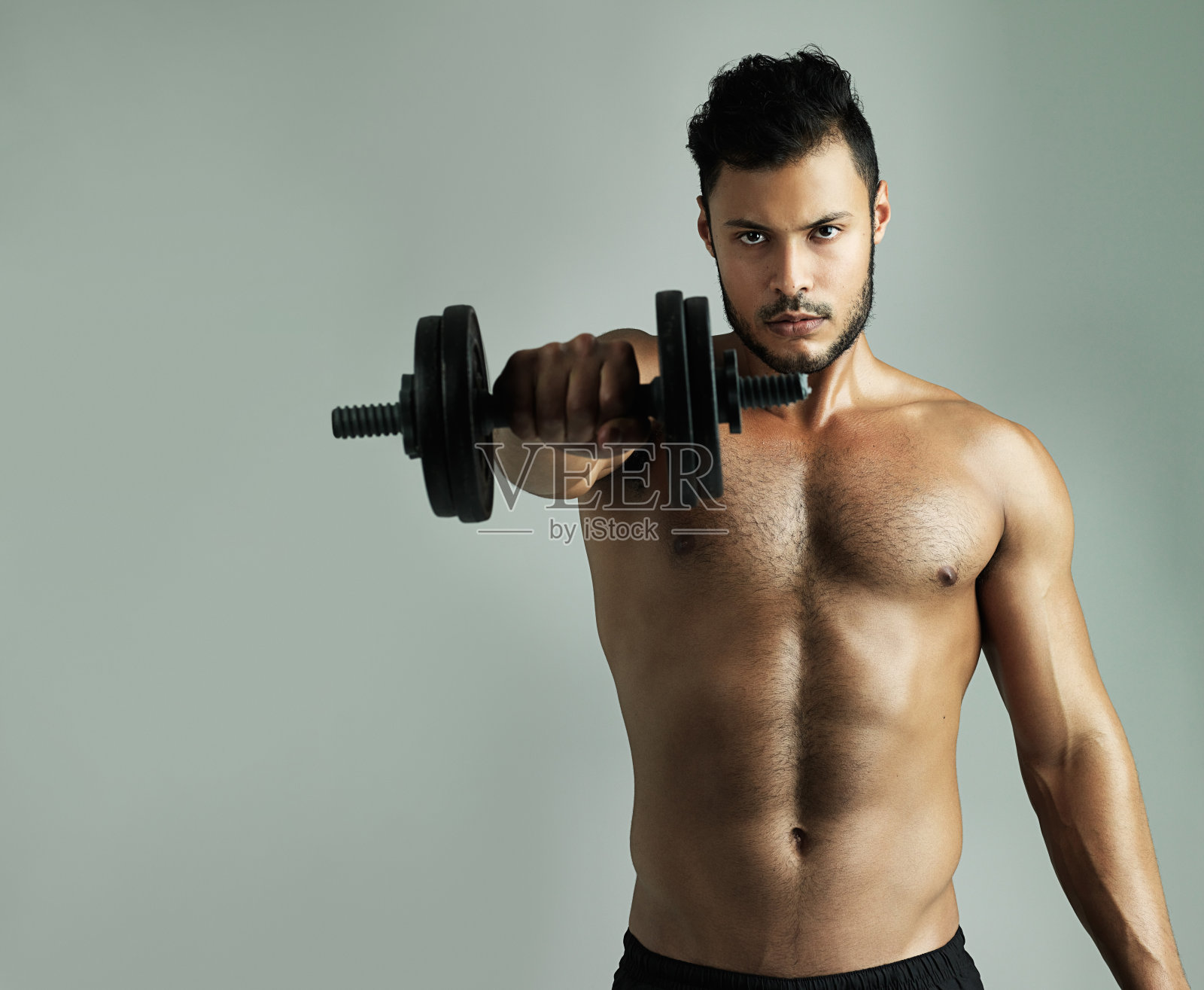 努力训练以获得他想要的结果照片摄影图片