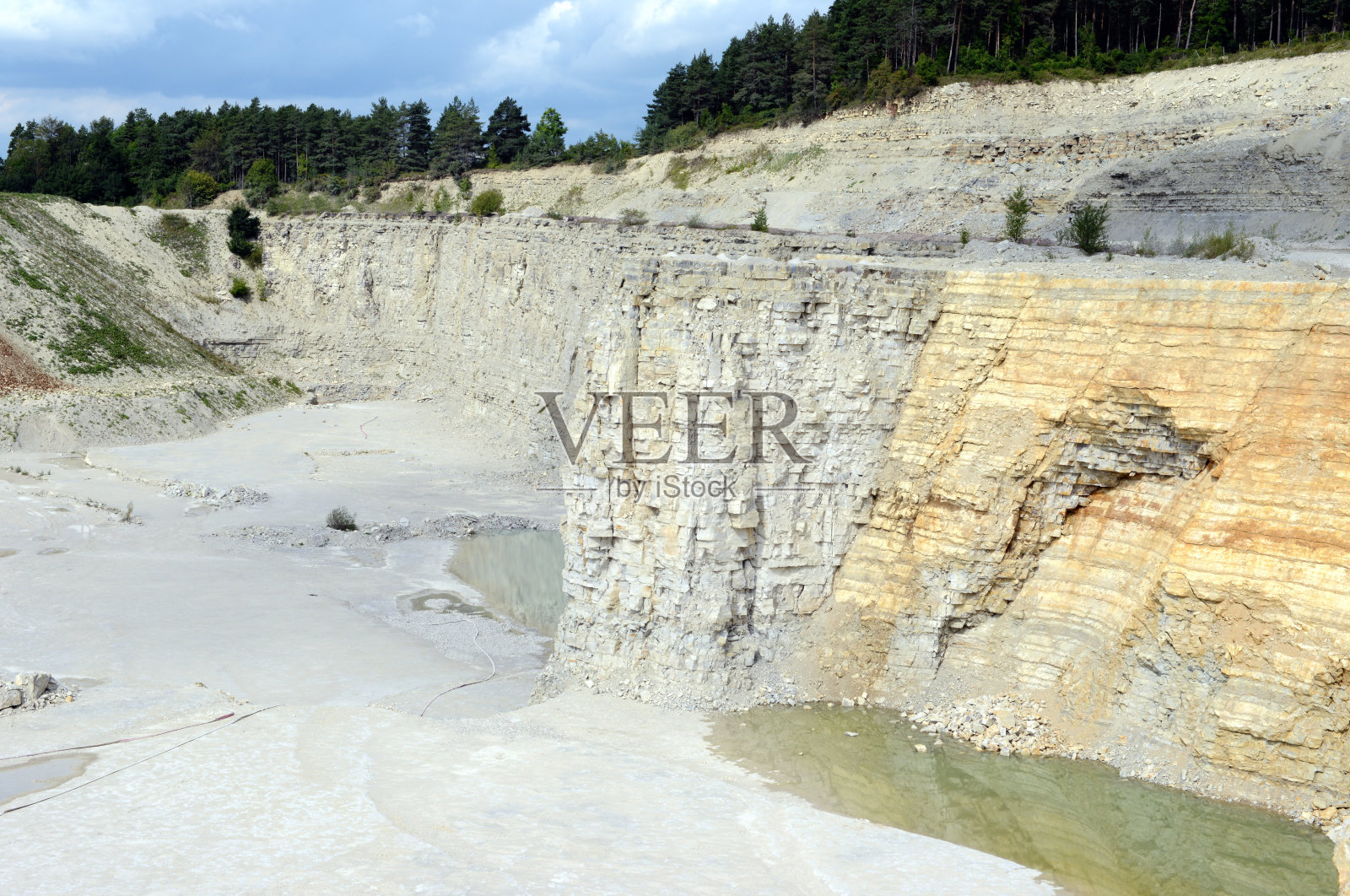 石灰石采石场照片摄影图片