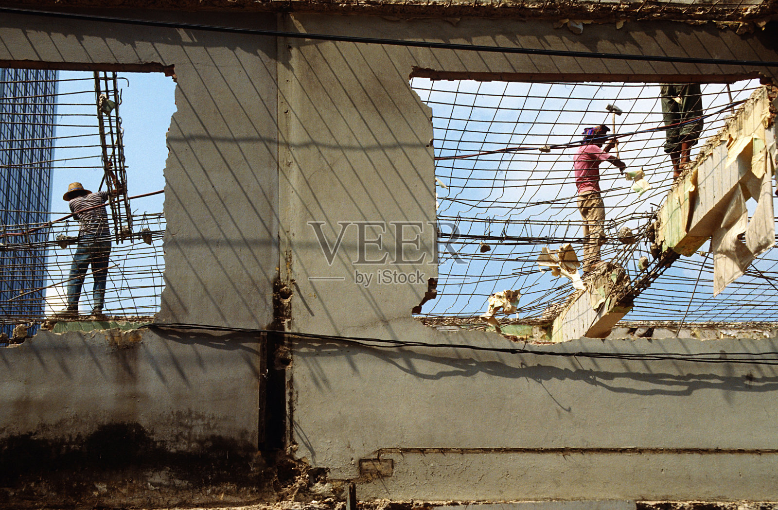 拆楼照片摄影图片