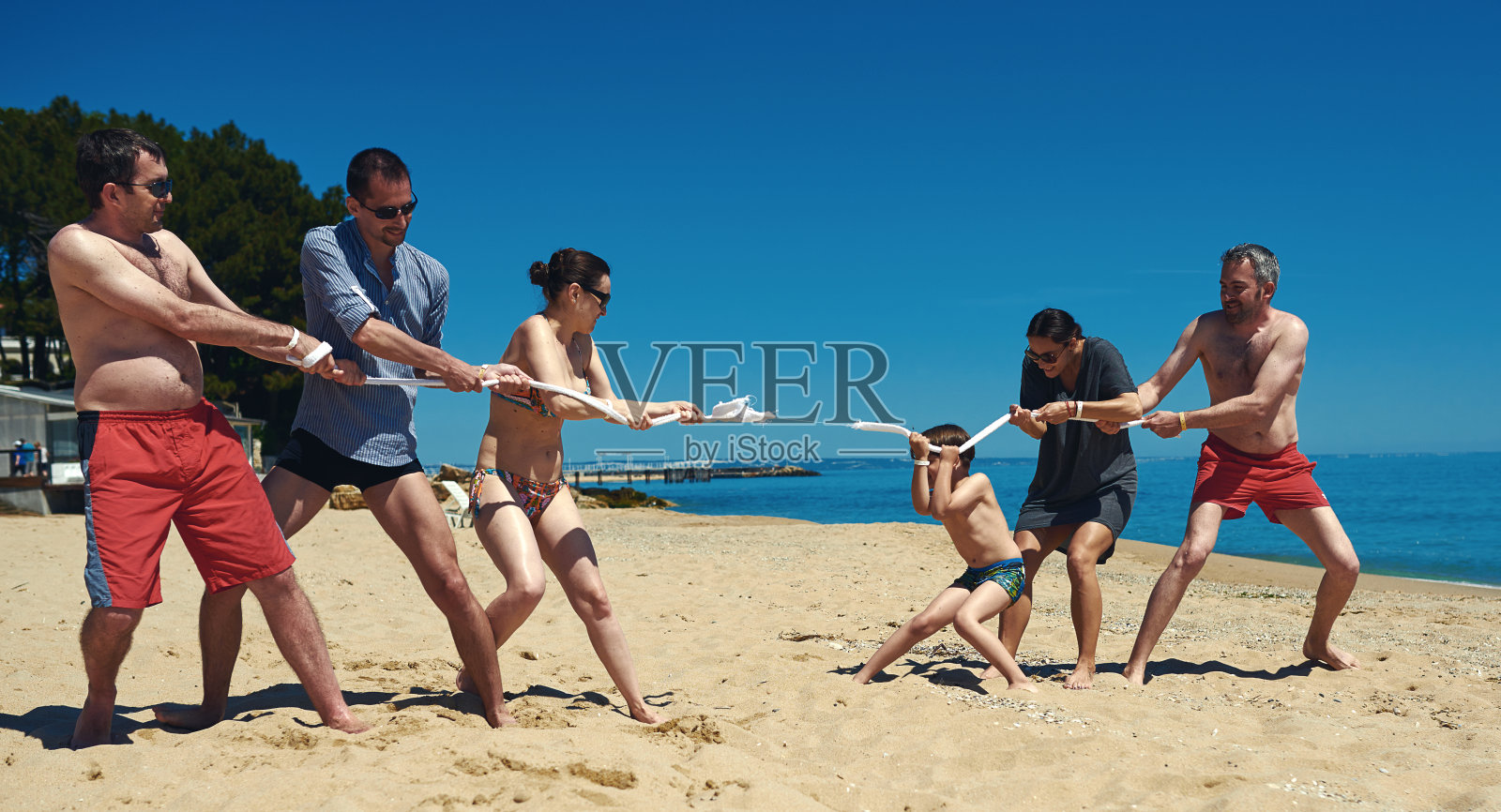 谁会是赢家?照片摄影图片