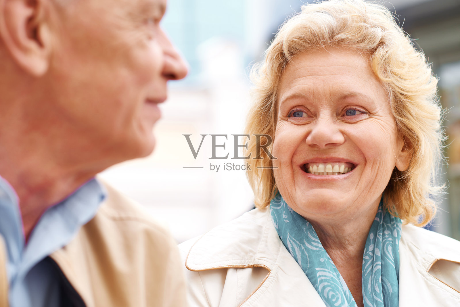 高级快乐女人照片摄影图片