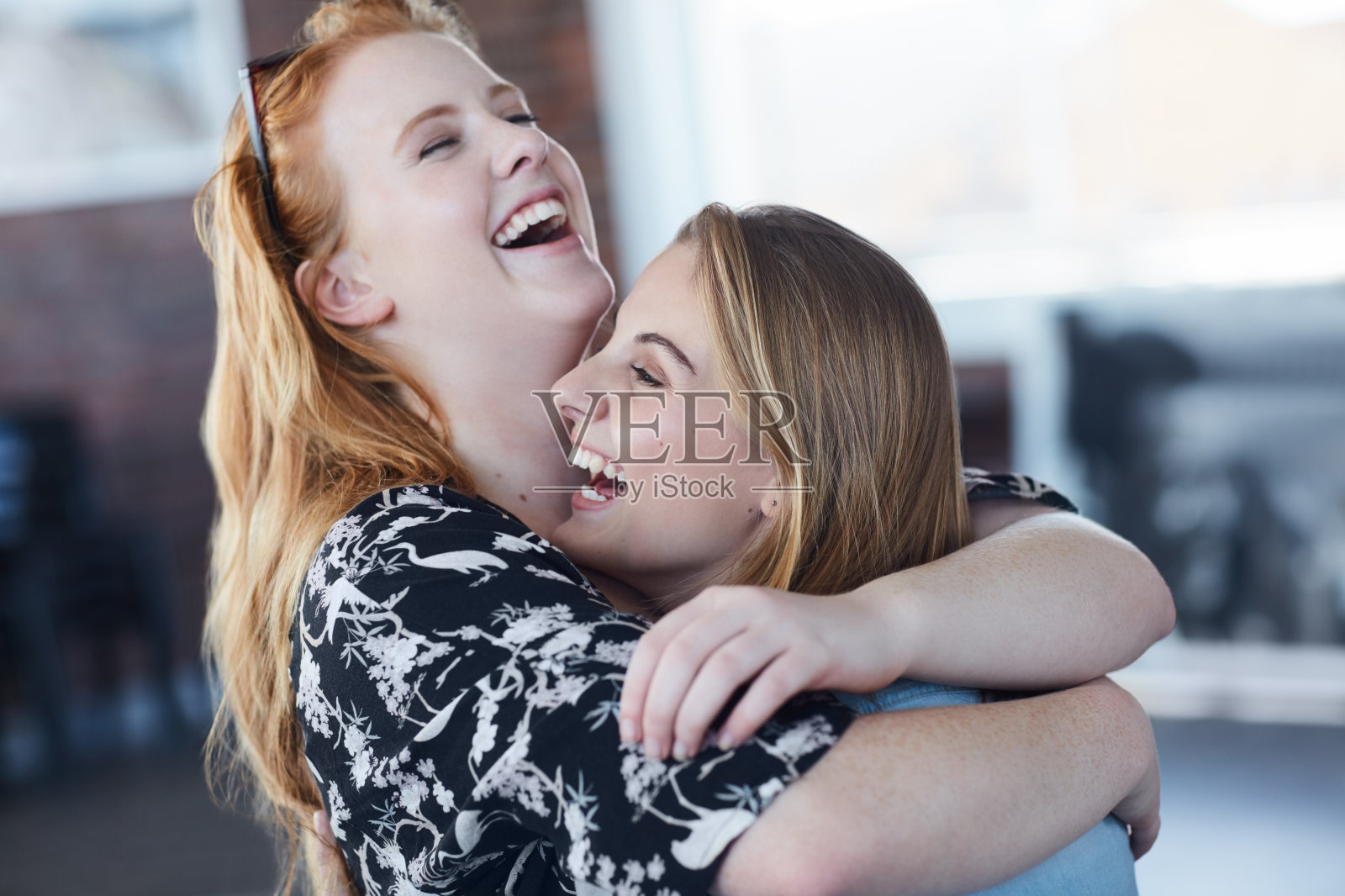 建立终生的纽带照片摄影图片