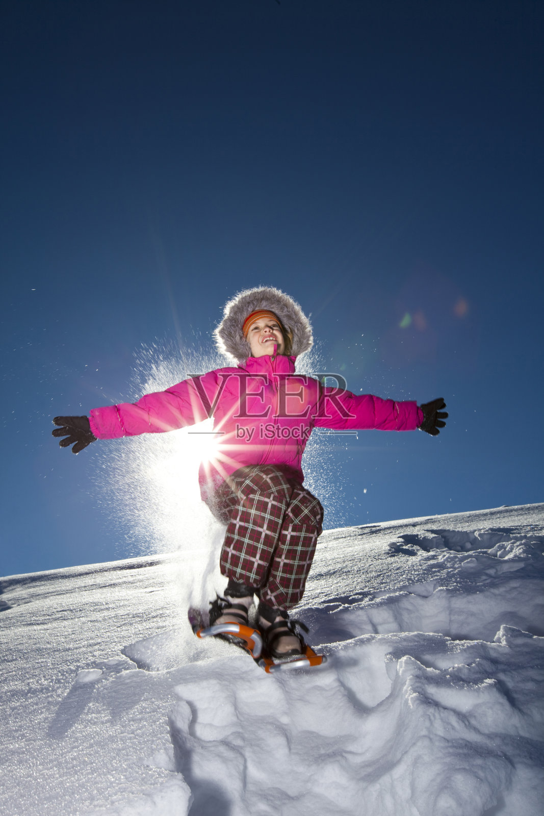 穿着雪鞋走照片摄影图片