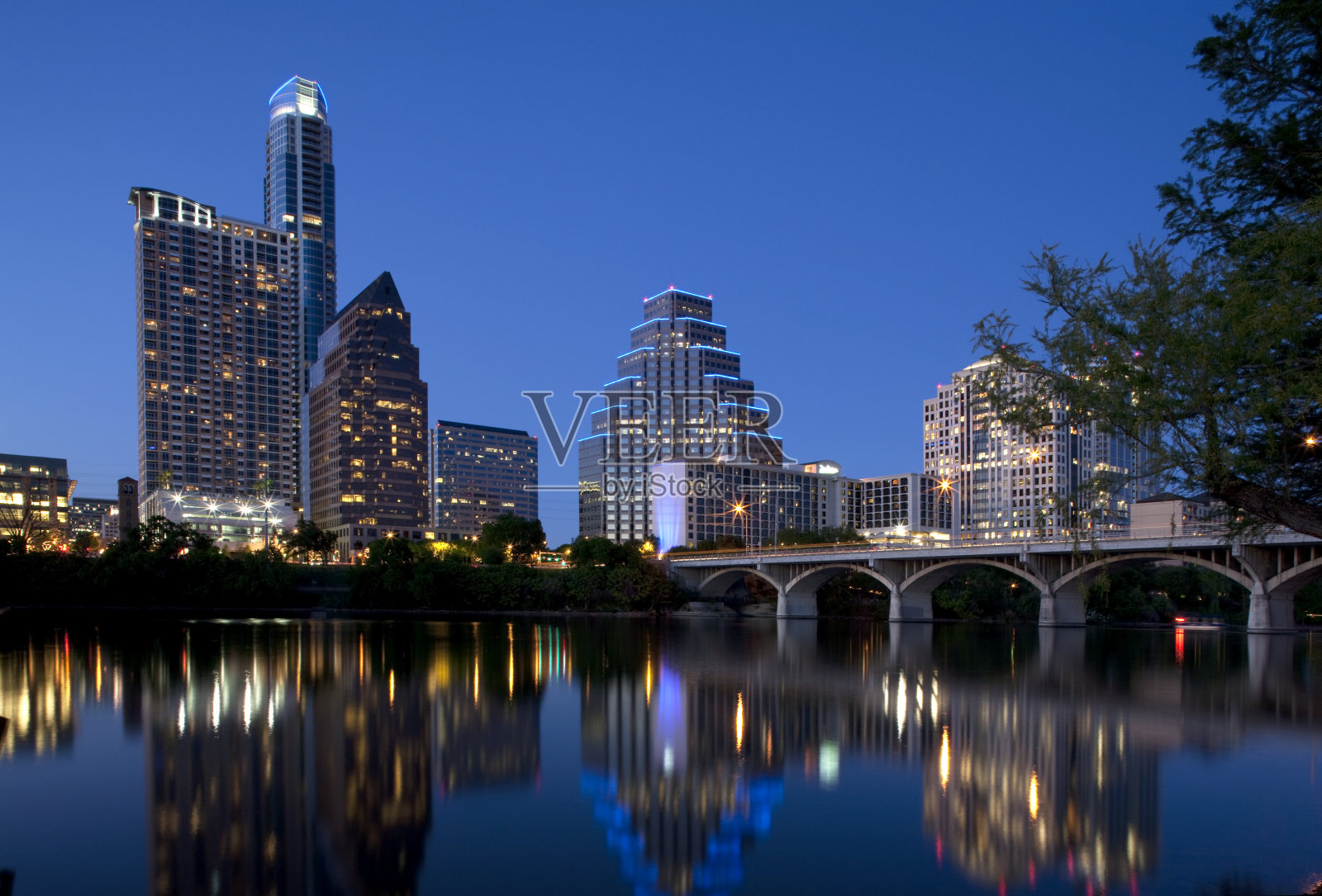 奥斯汀，德克萨斯的天际线照片摄影图片