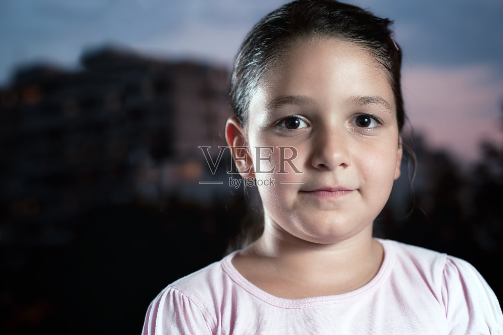 小女孩照片摄影图片