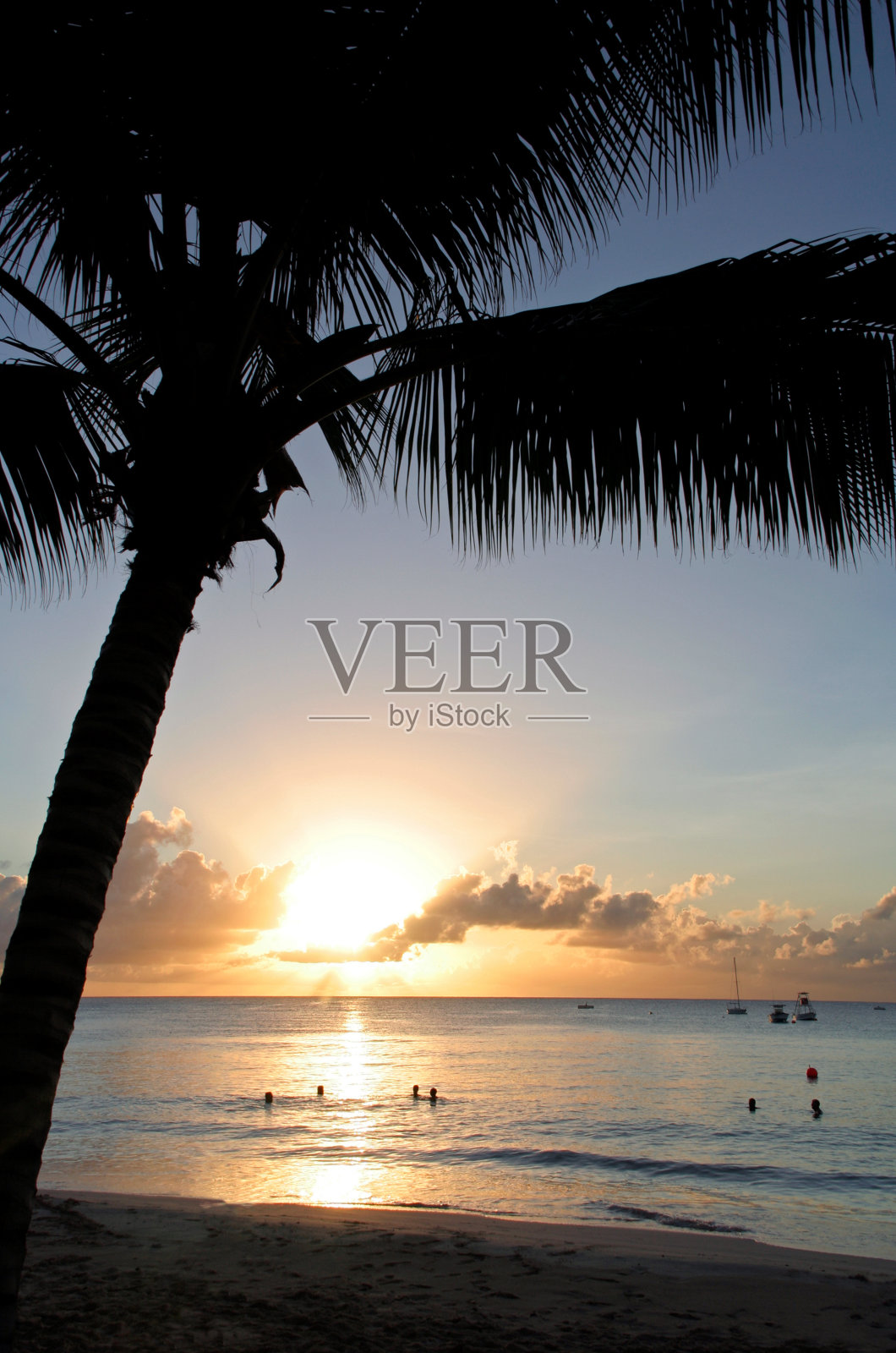 天堂海滩照片摄影图片