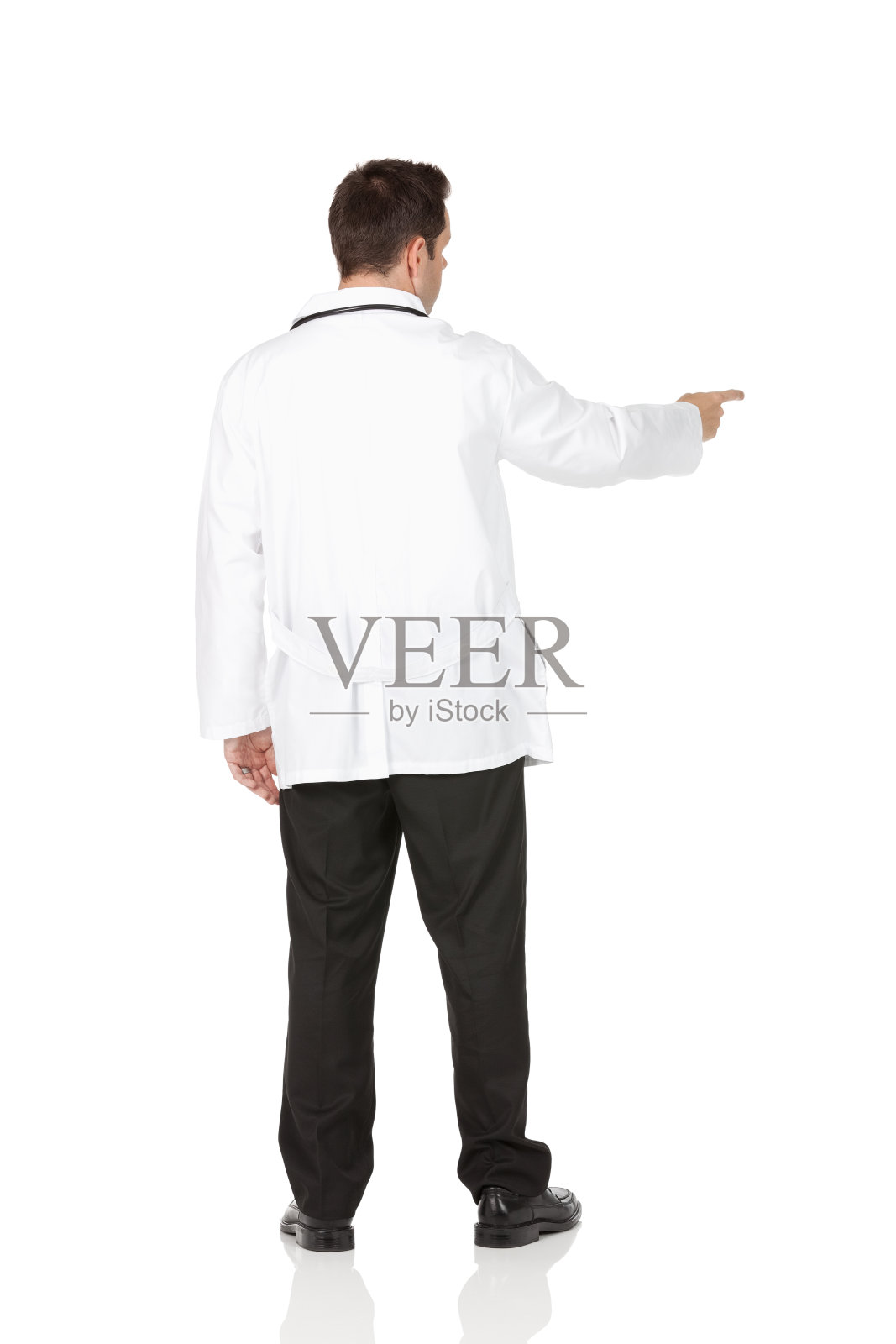 一个男医生的后视图指向照片摄影图片