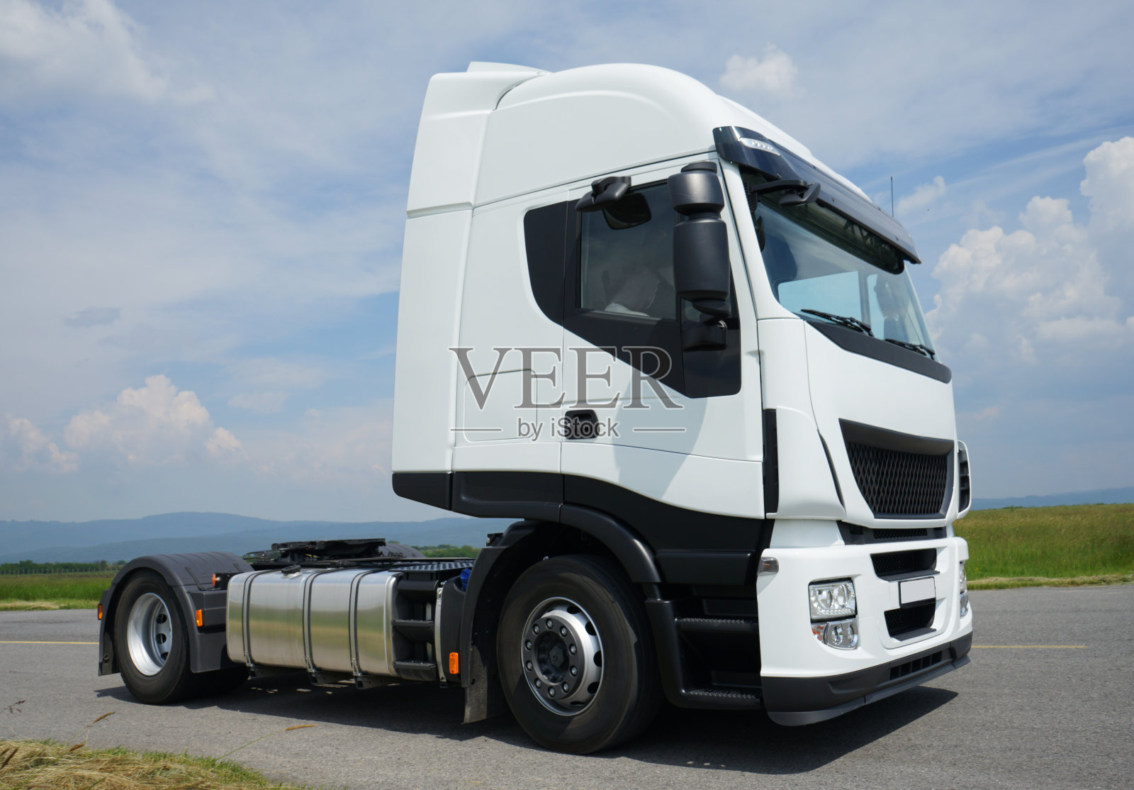 白色半卡车照片摄影图片