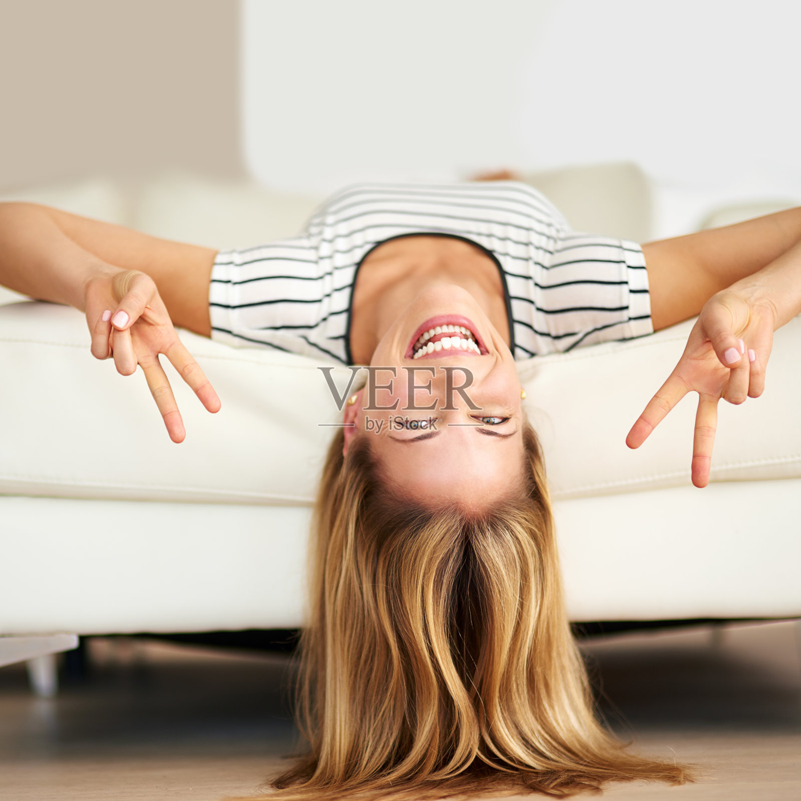 勇敢地追求幸福照片摄影图片