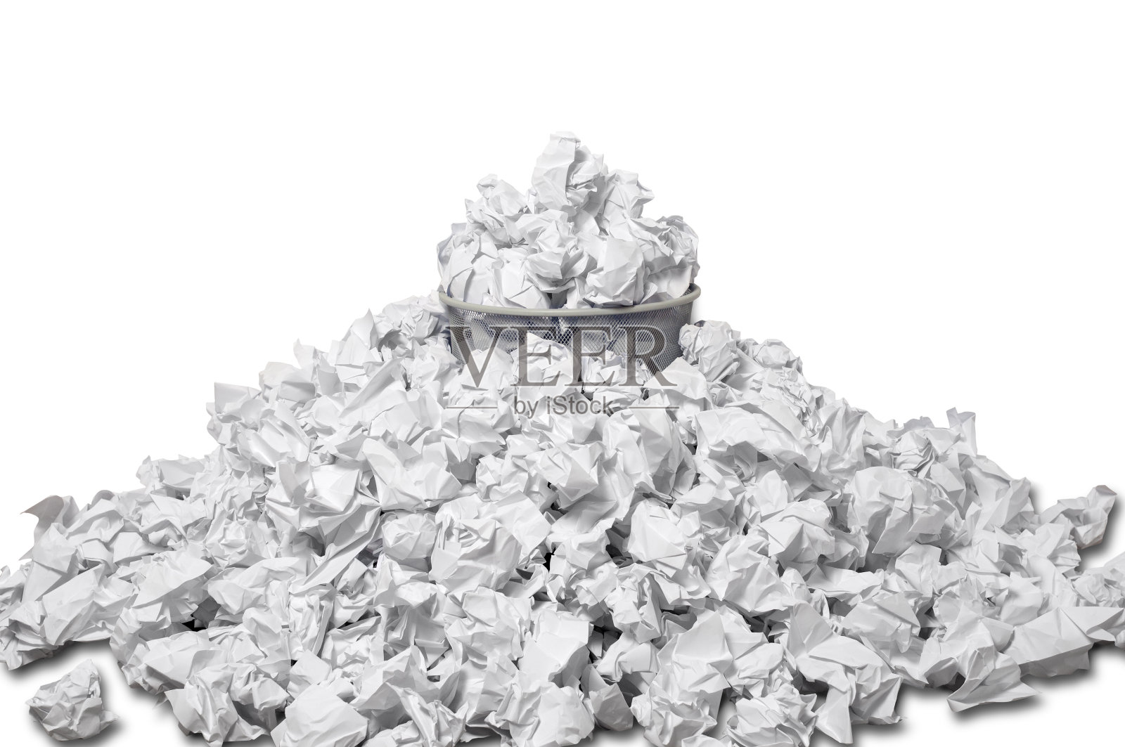 满溢的废纸篓照片摄影图片