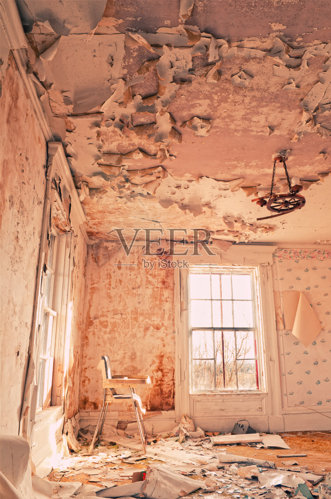 高的椅子上照片摄影图片