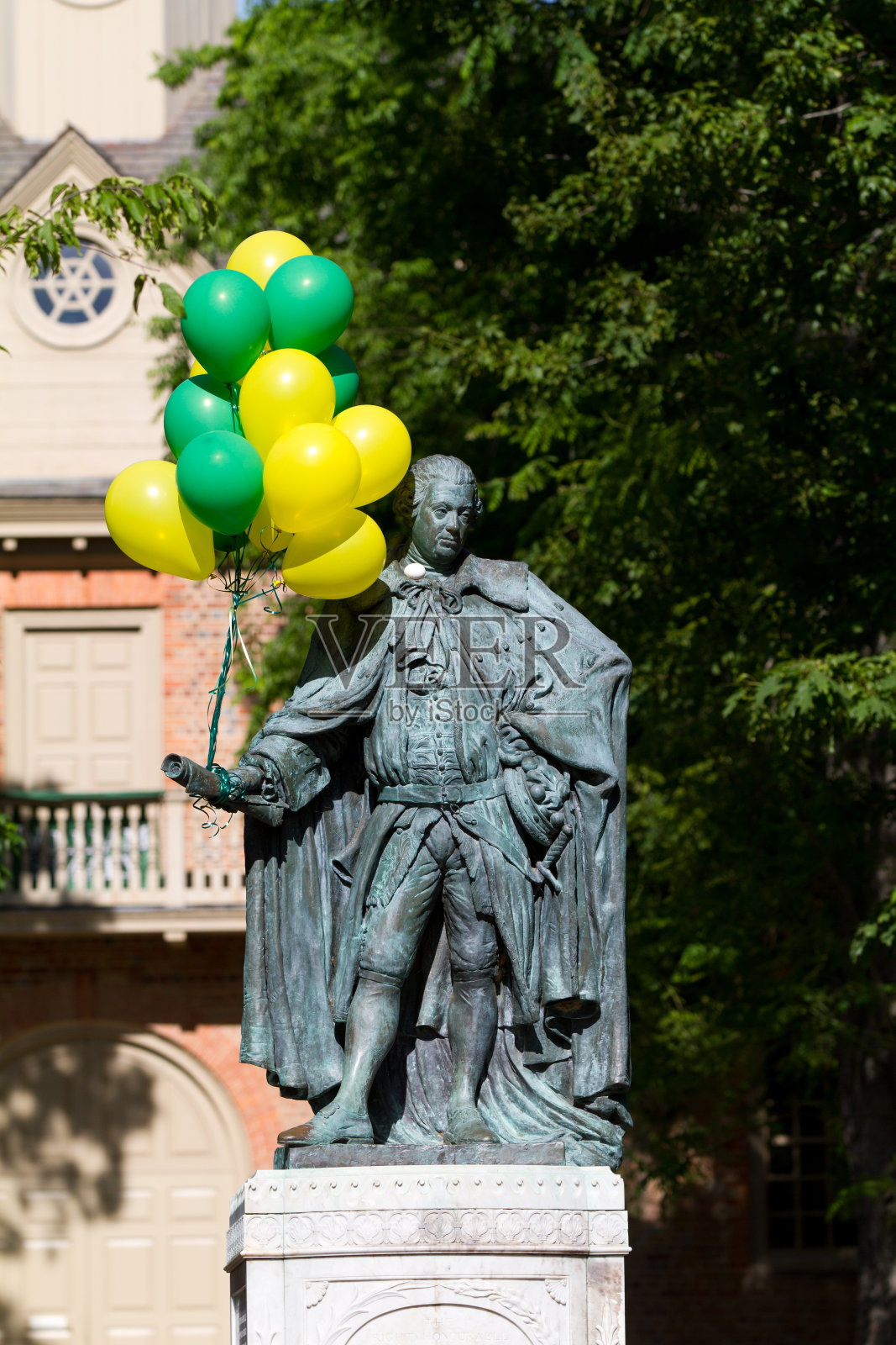 波特图尔勋爵的历史铜像照片摄影图片