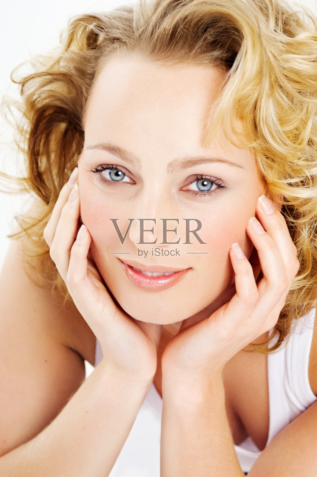 金发自然的女人照片摄影图片