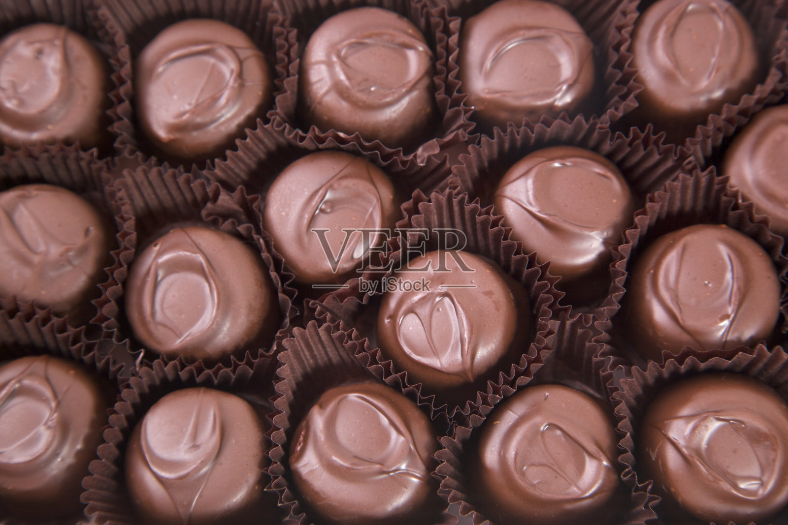 同样的巧克力照片摄影图片