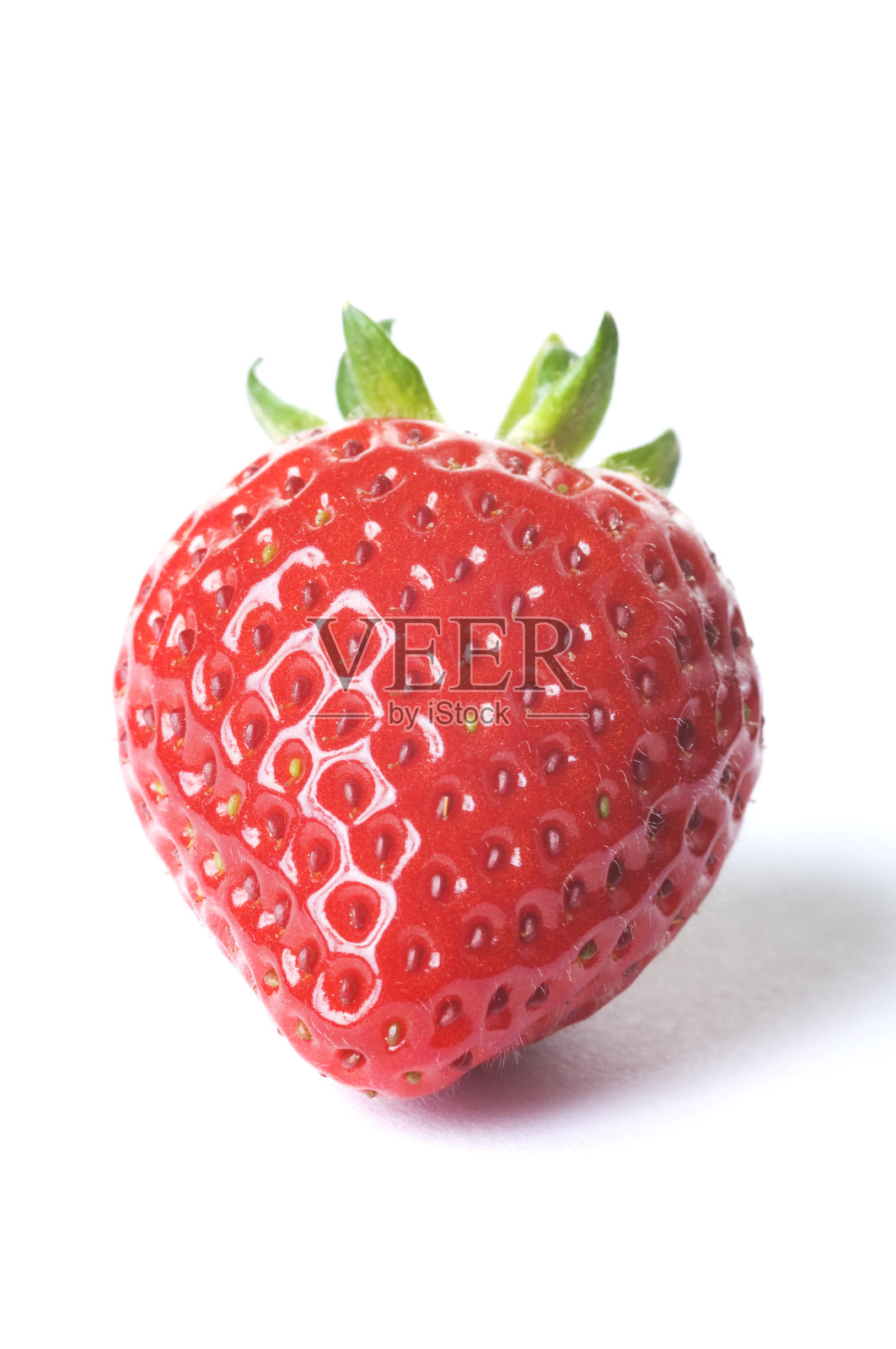 新鲜草莓白。照片摄影图片