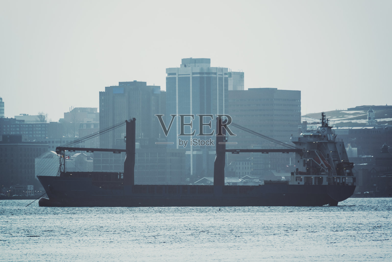 在城市抛锚照片摄影图片