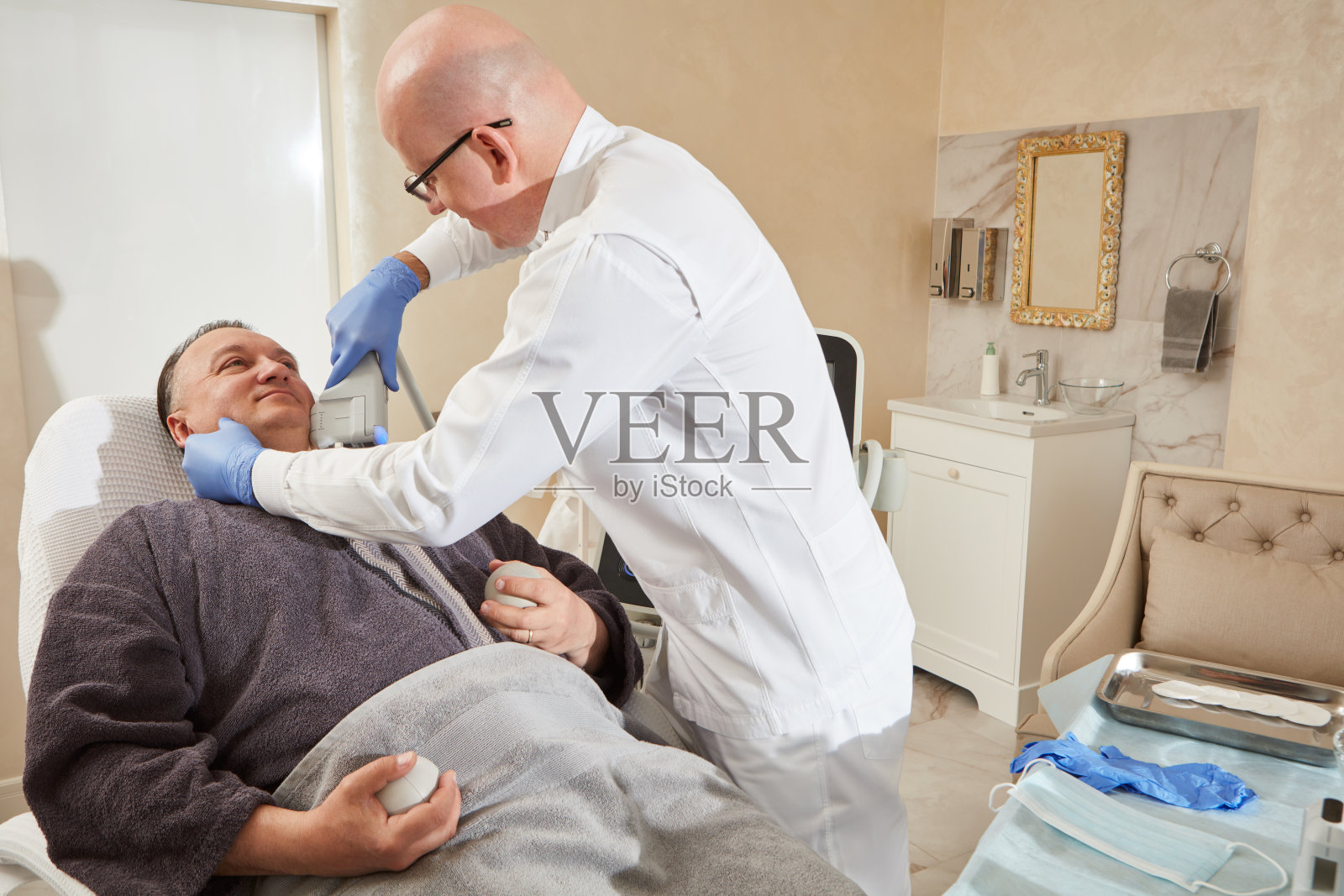 一天在美容医学的诊所照片摄影图片