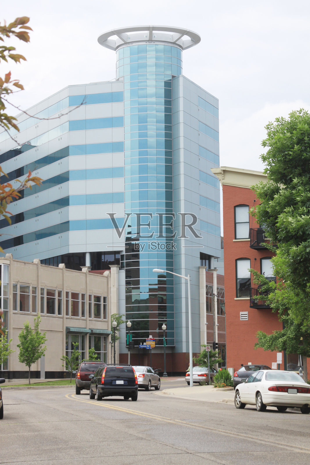 密歇根州卡拉马祖的市中心,照片摄影图片