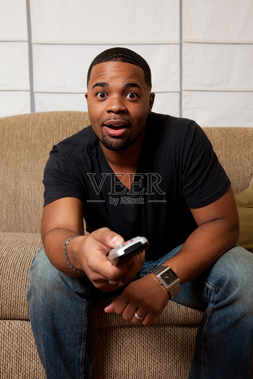 看电视照片摄影图片