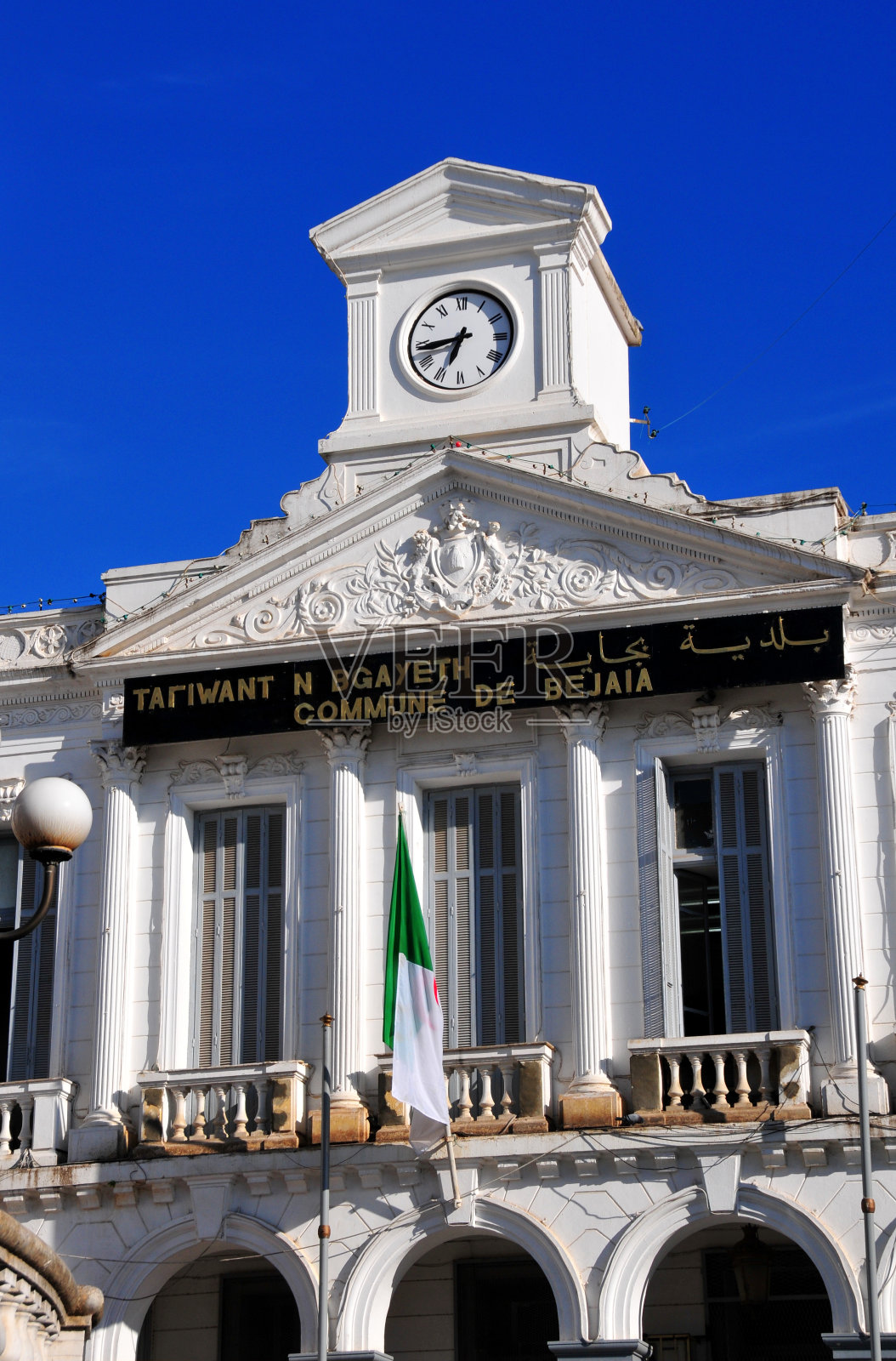 阿尔及利亚贝贾亚:市政厅照片摄影图片