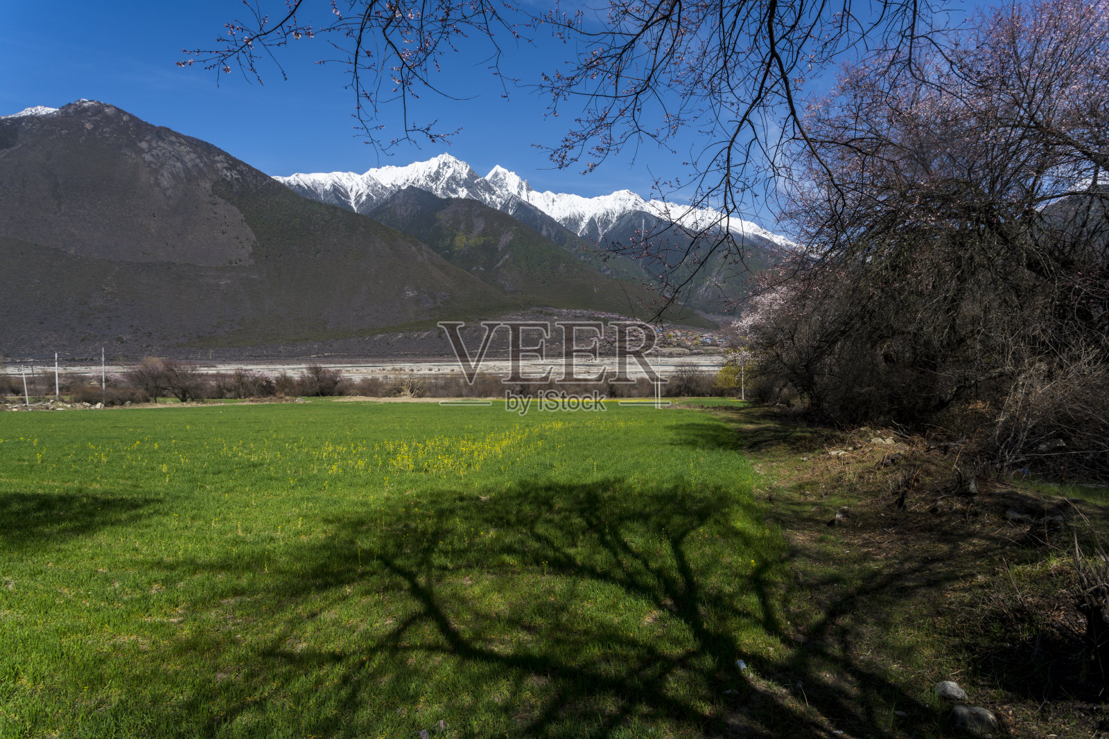 西藏景观，西藏，中国。照片摄影图片