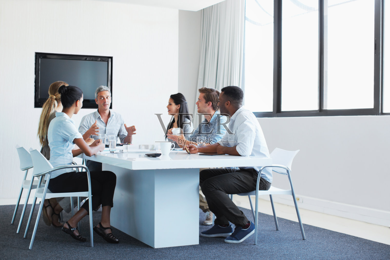 让他们都走上正轨照片摄影图片