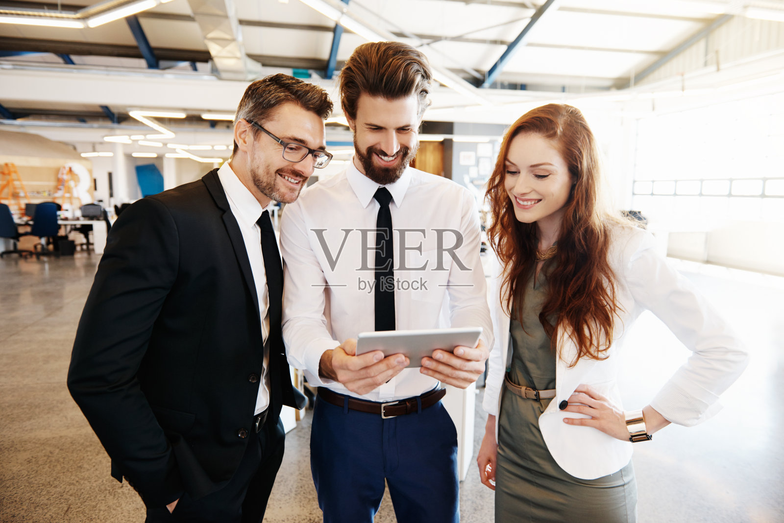 彼此同步照片摄影图片