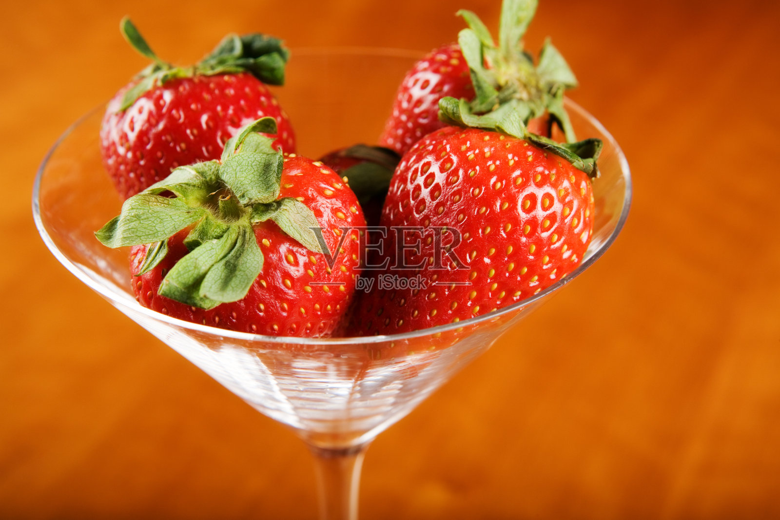 草莓红照片摄影图片