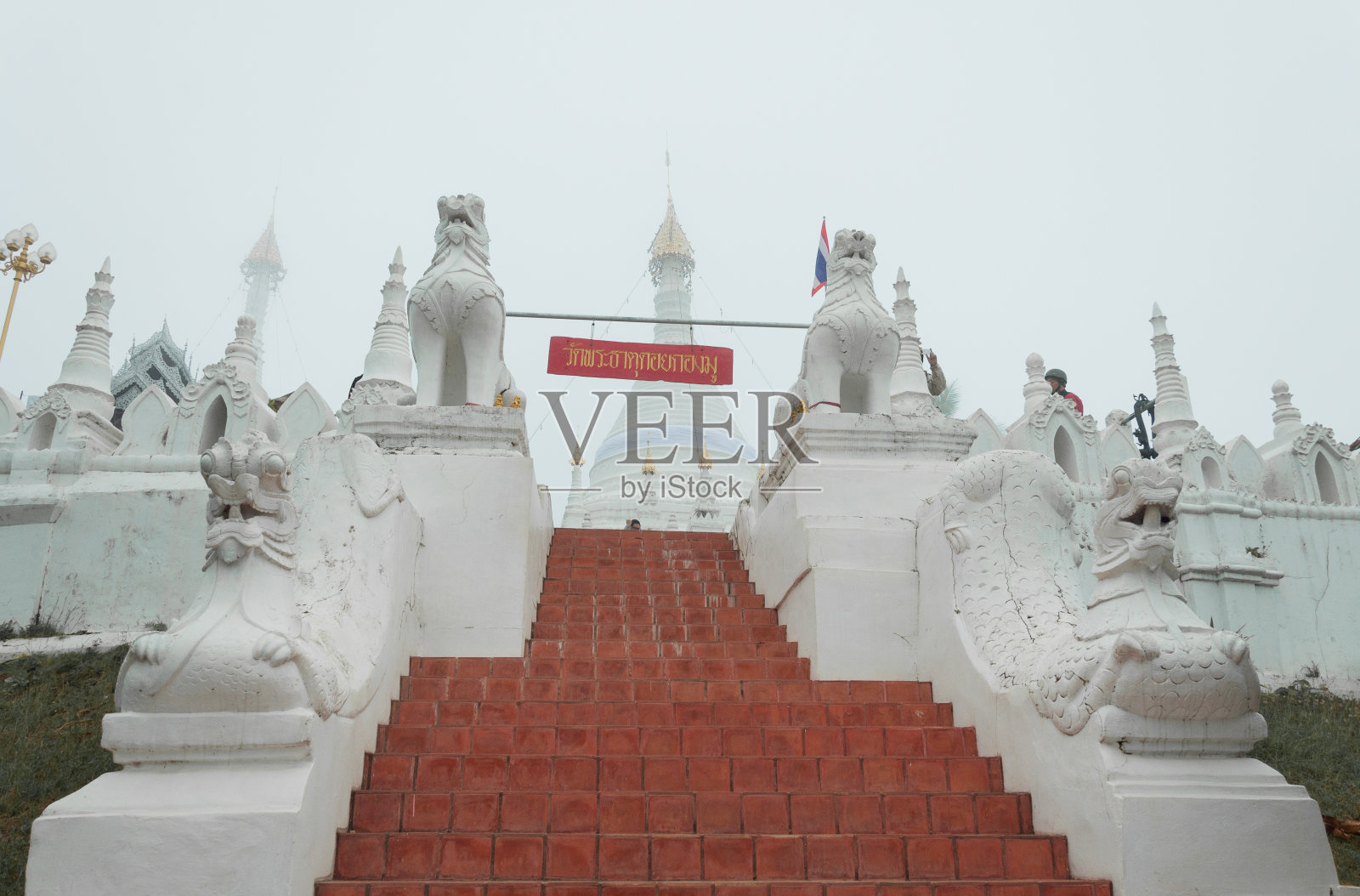 Wat Phra That Doi Kong Mu temple, Mae Hong Son，泰国照片摄影图片