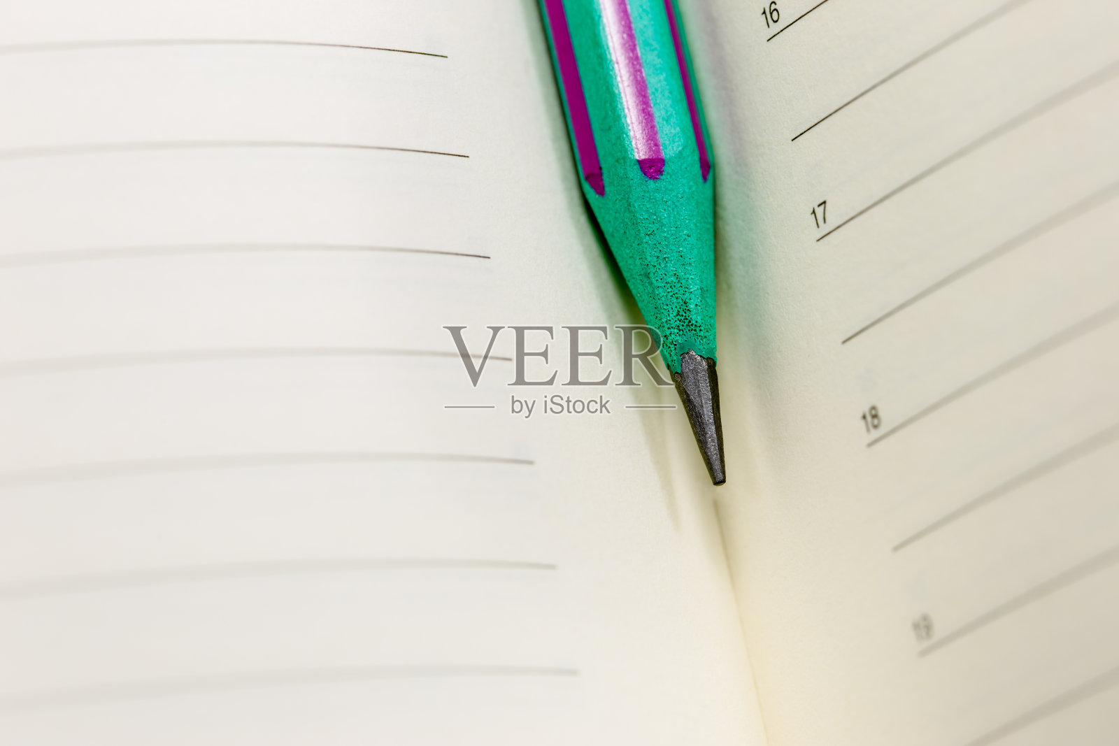 铅笔和笔记本照片摄影图片