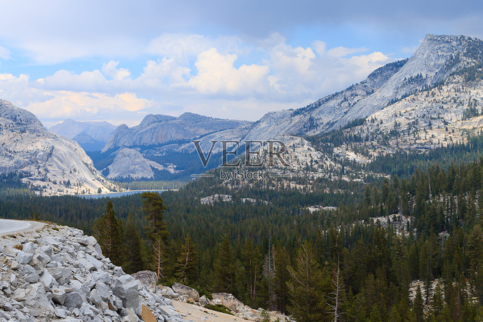 约塞米蒂国家公园的全景图照片摄影图片