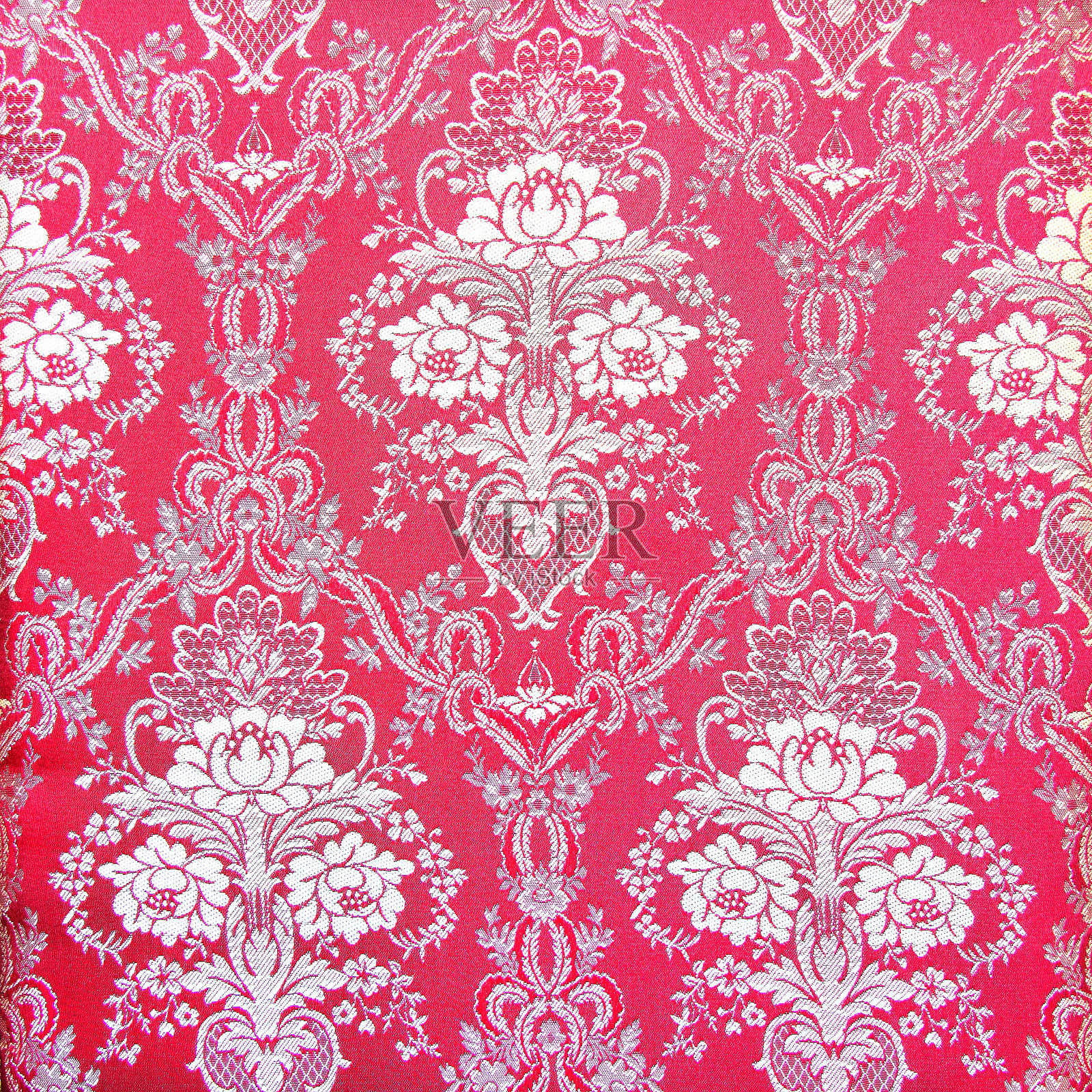 红色复古织物与金色装饰照片摄影图片